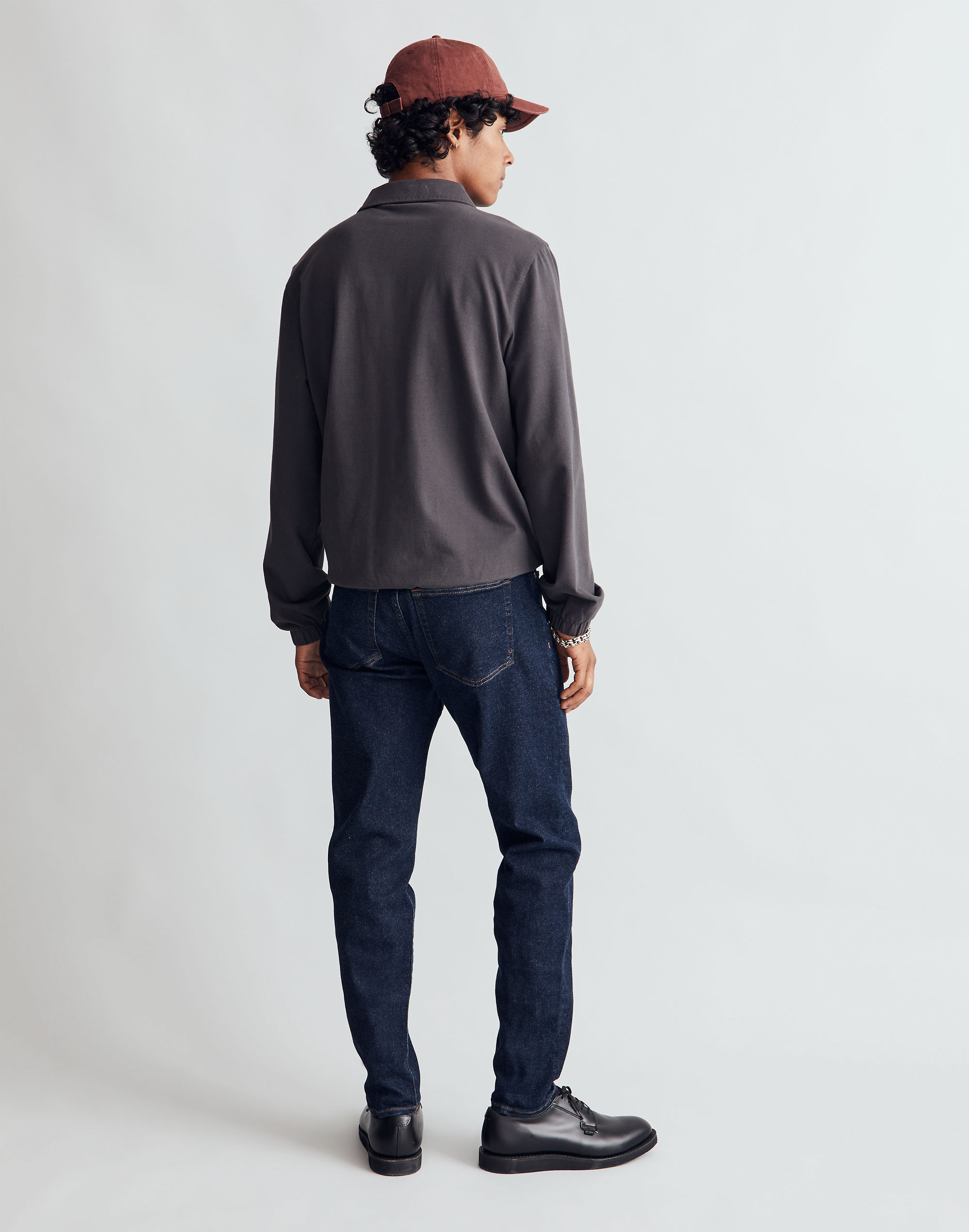 Relaxed Taper Jeans