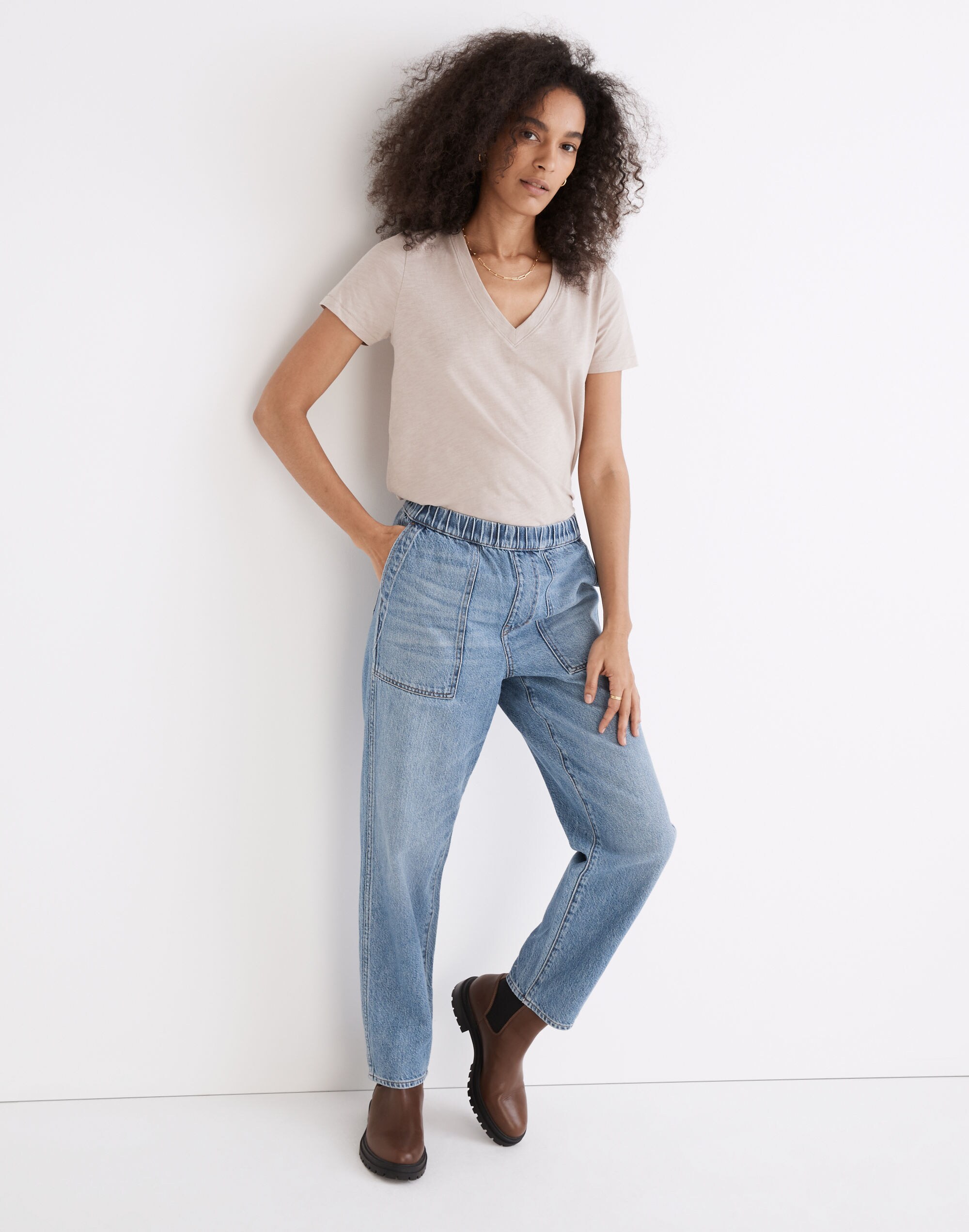 Pull-On Relaxed Jeans in Beswick Wash