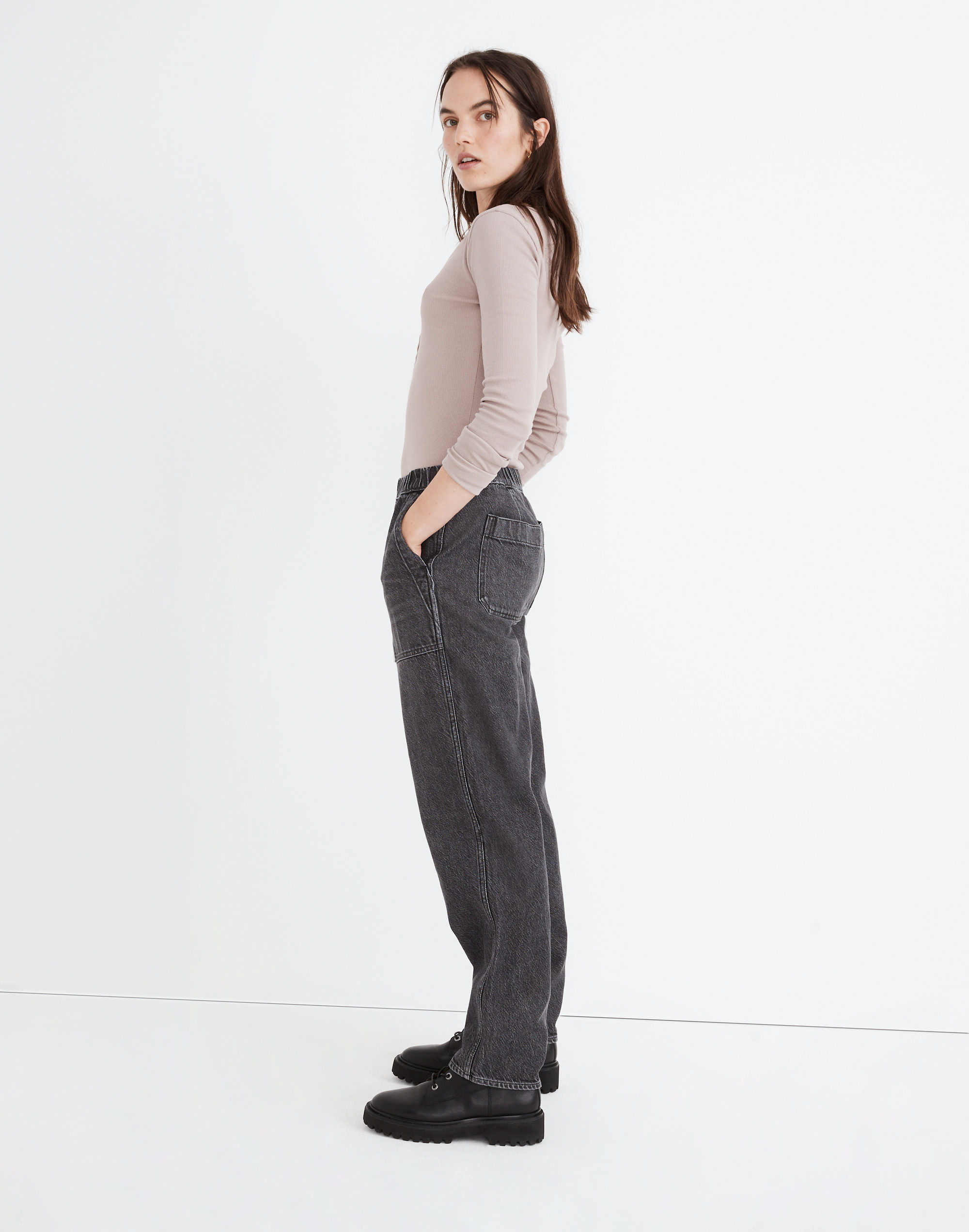 Pull-On Relaxed Jean in Chelford Wash