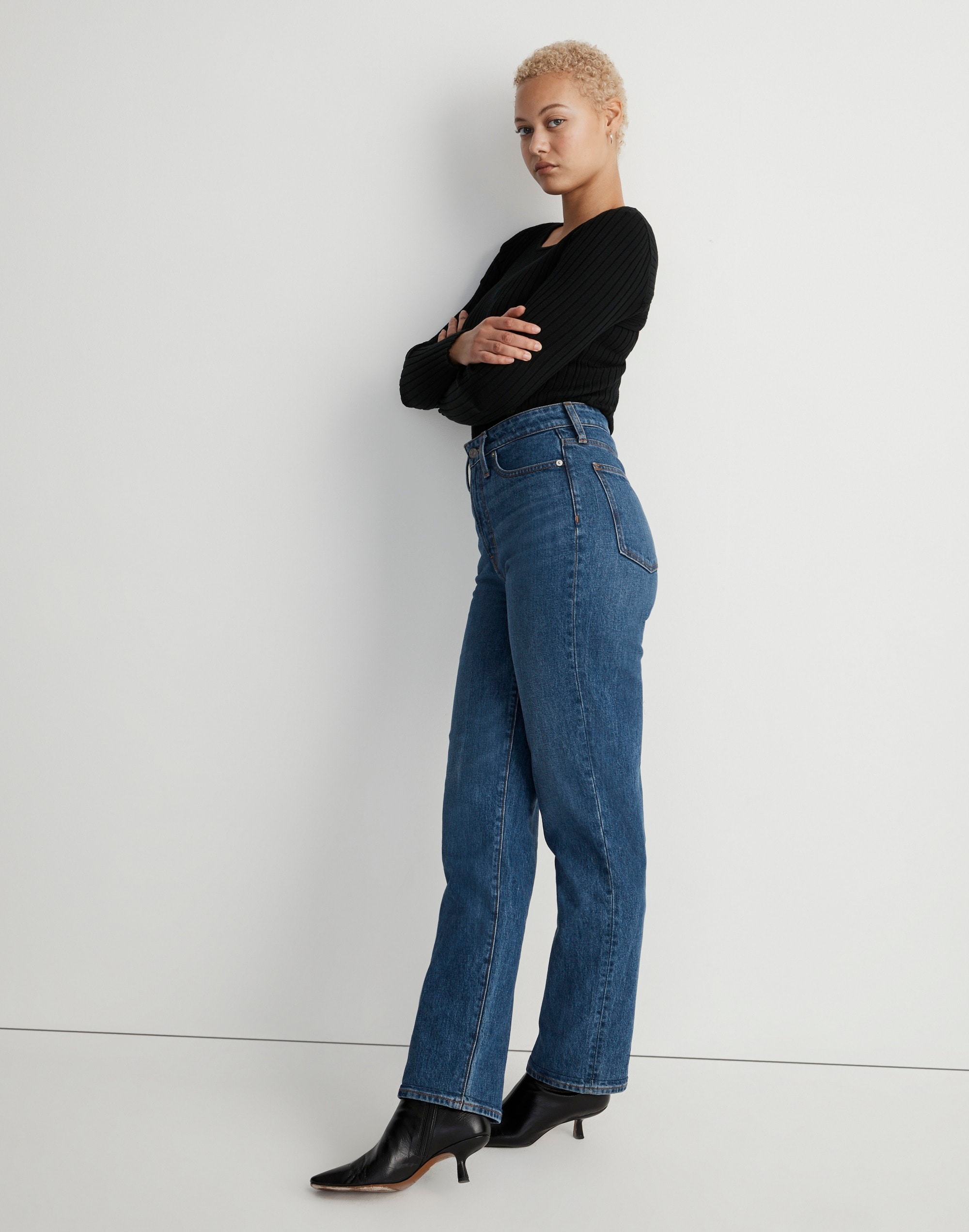 The Curvy Perfect Vintage Straight Jean in Mayfield Wash