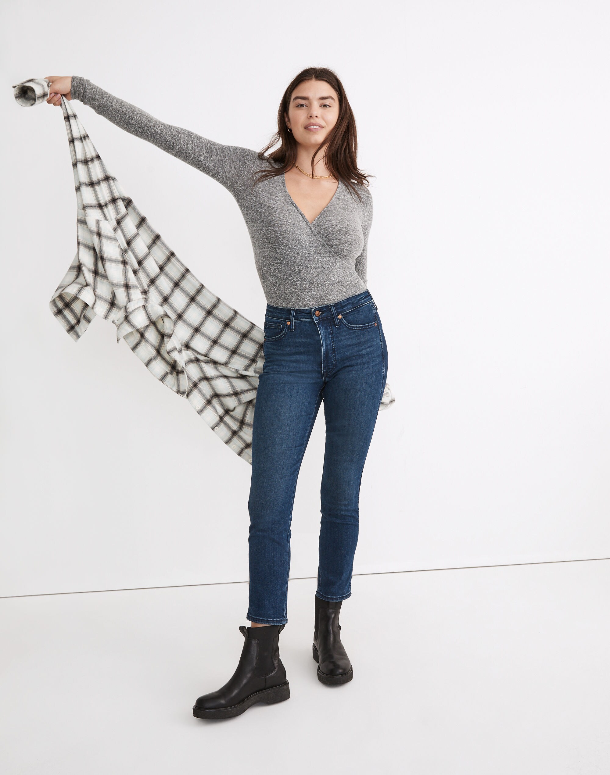 Petite Curvy Stovepipe Jeans in Dahill Wash