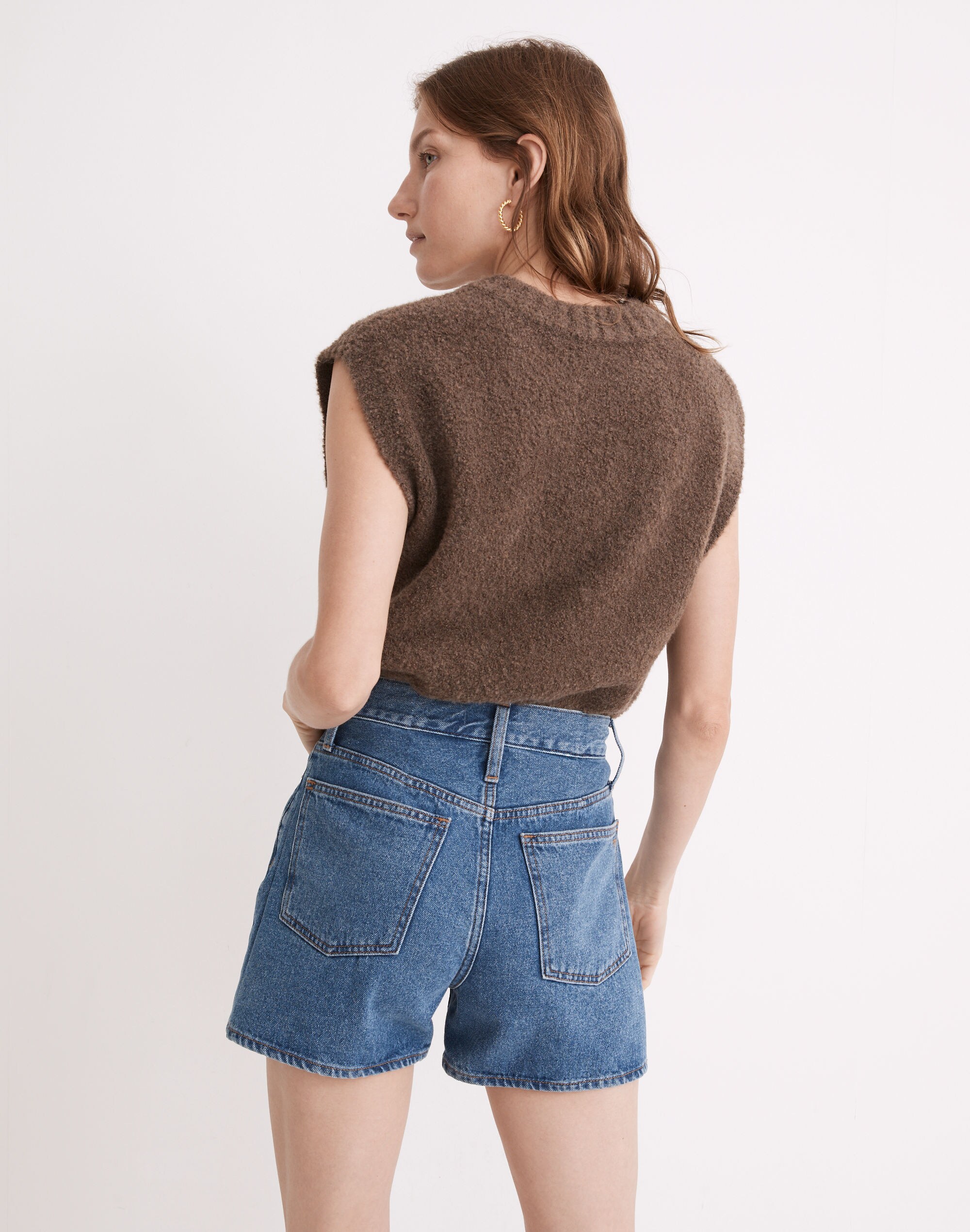 The Momjean Short in Streamside Wash