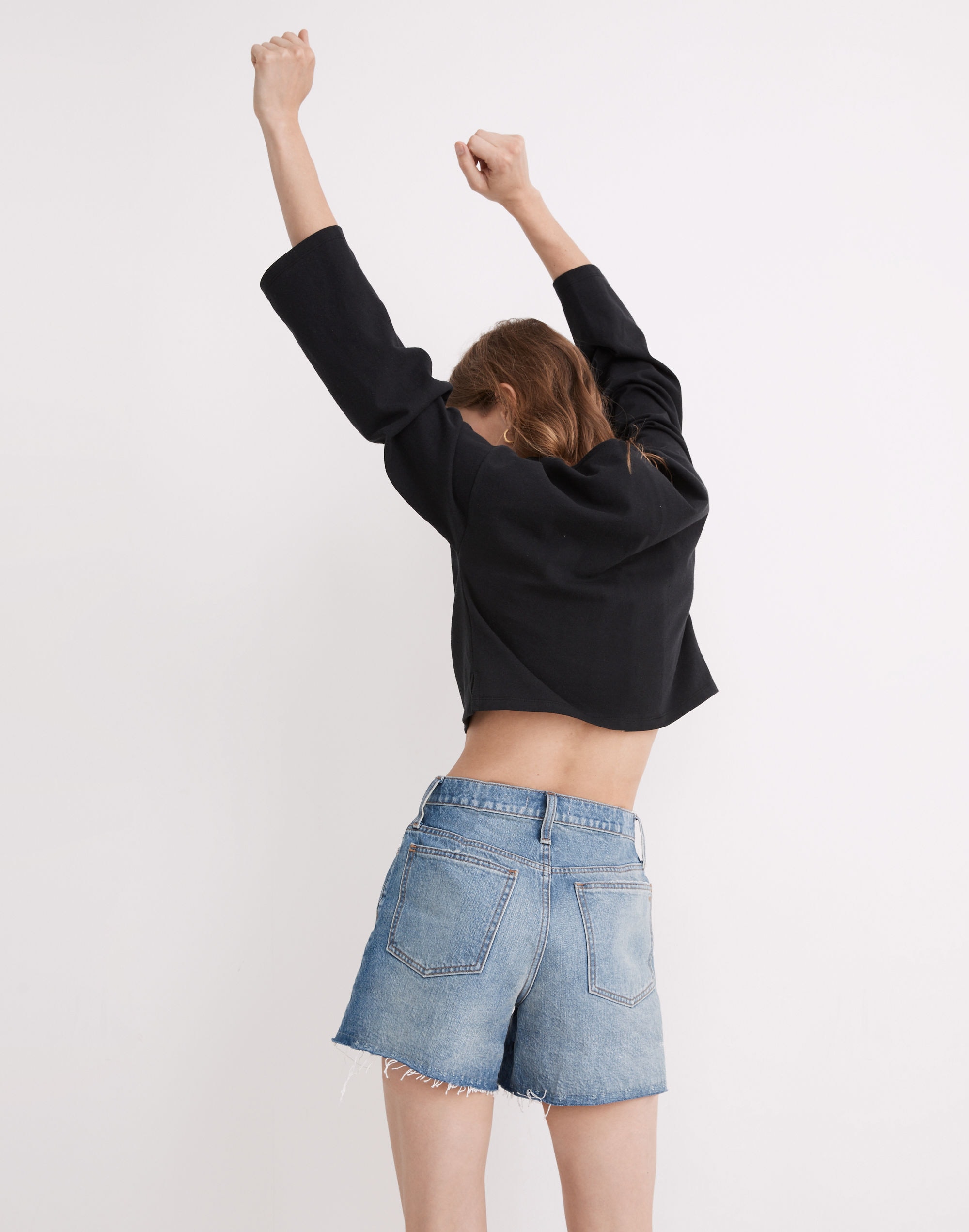 Relaxed Mid-Length Denim Shorts in Cranwood Wash