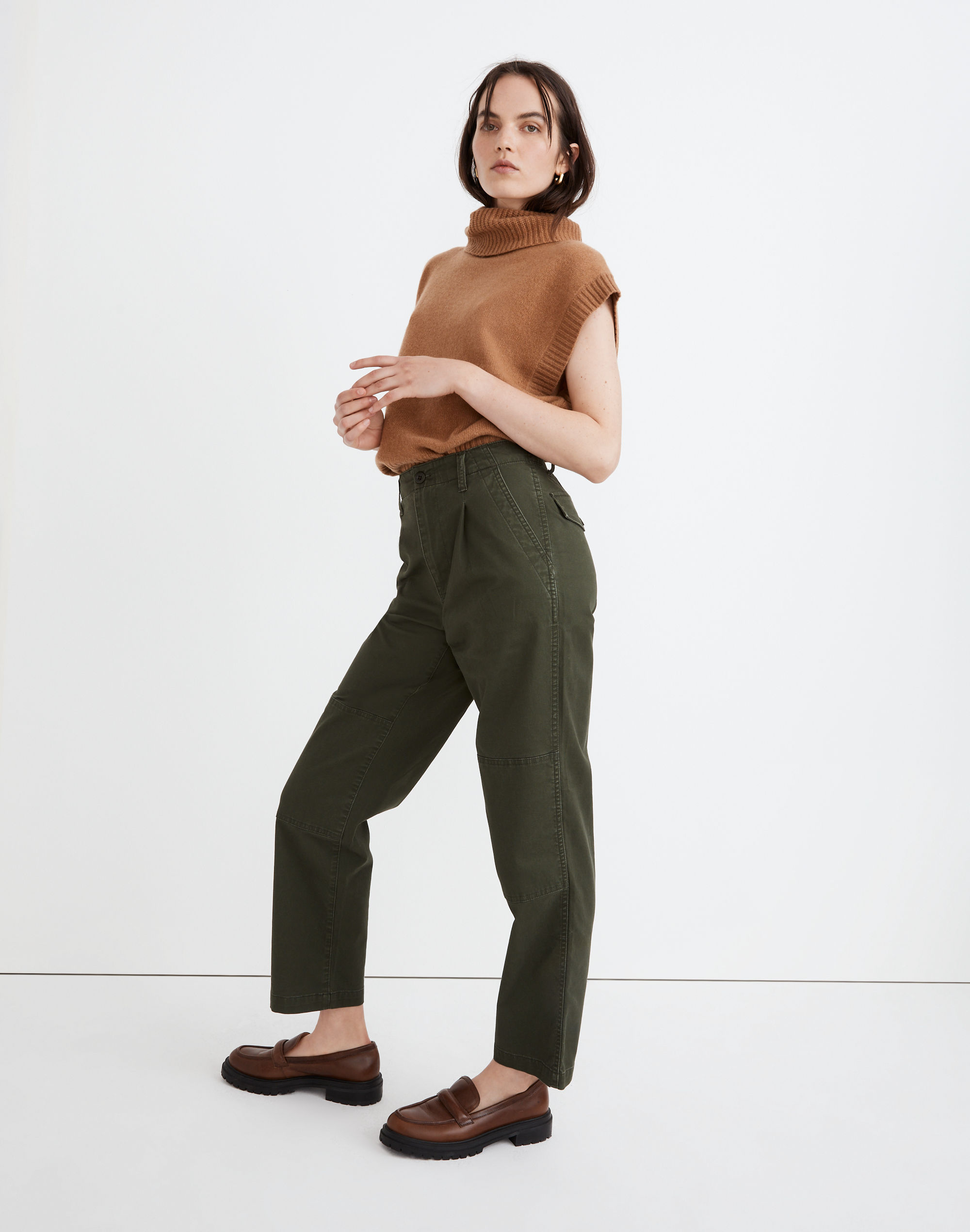 The Perfect Vintage Straight Pant in Dark Forest Wash: Pleated Edition
