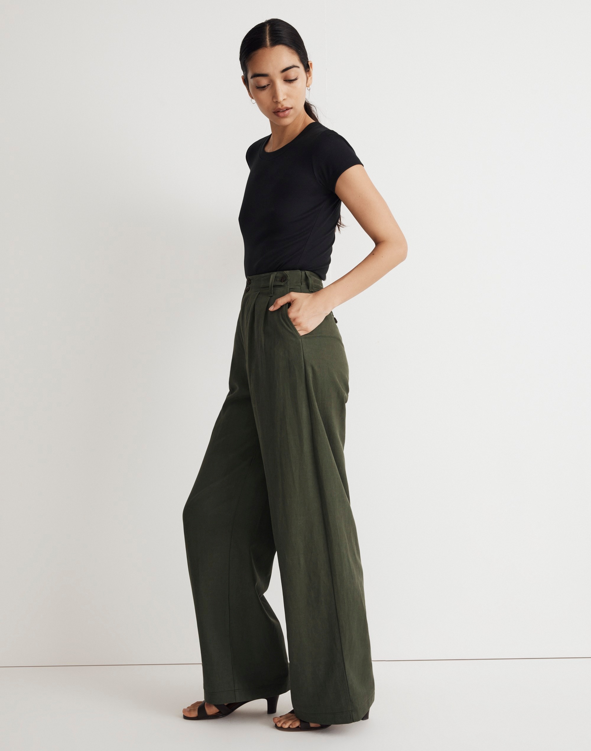 The Harlow Wide-Leg Pant in Drapey Twill Alternate Image 1