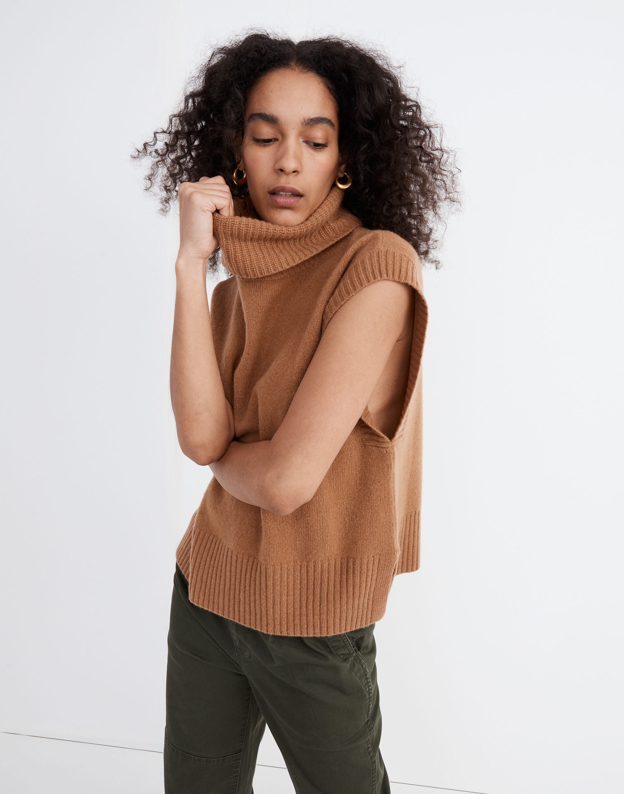 (Re)sourced Cashmere Turtleneck Sweater Vest