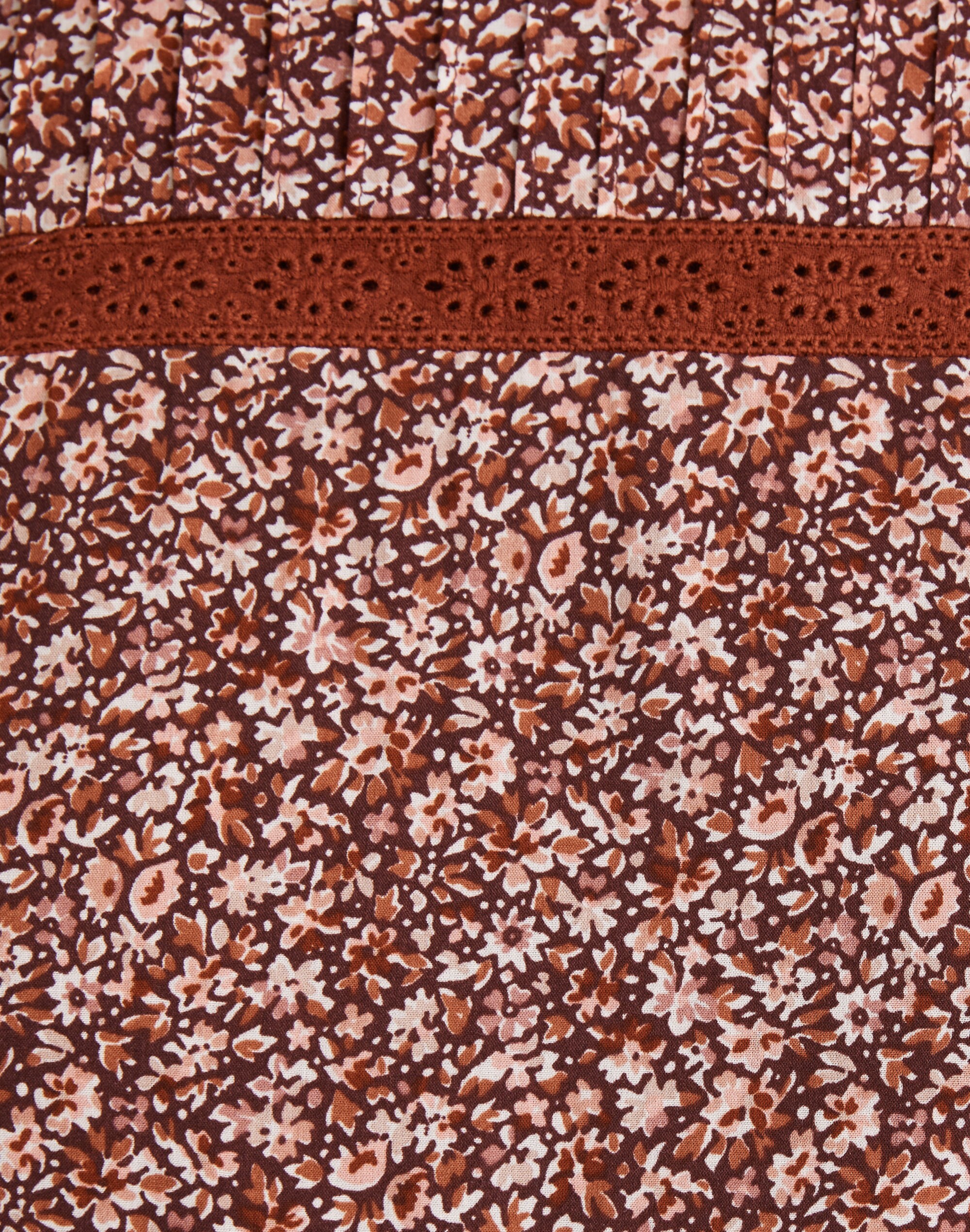 Flutter-Sleeve Mini Dress in Cottage Garden