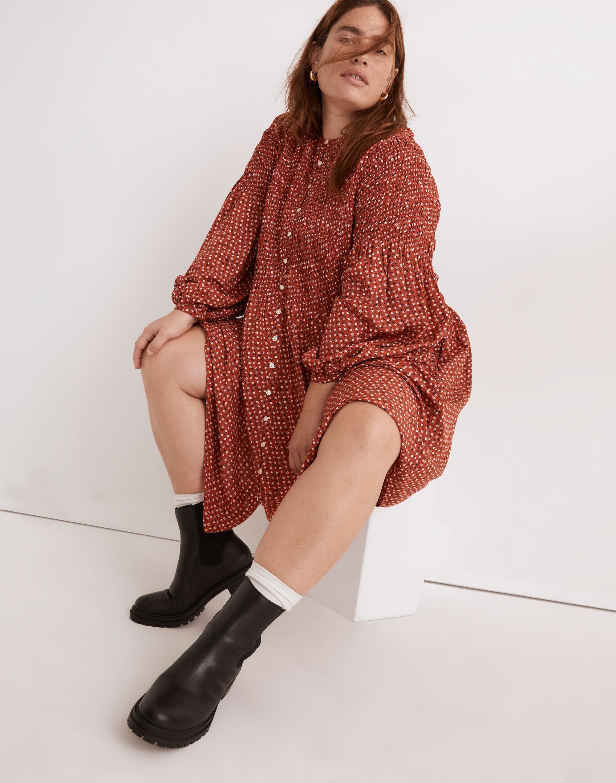 Plus Challis Button-Front Mini Dress in Tiny Daisy