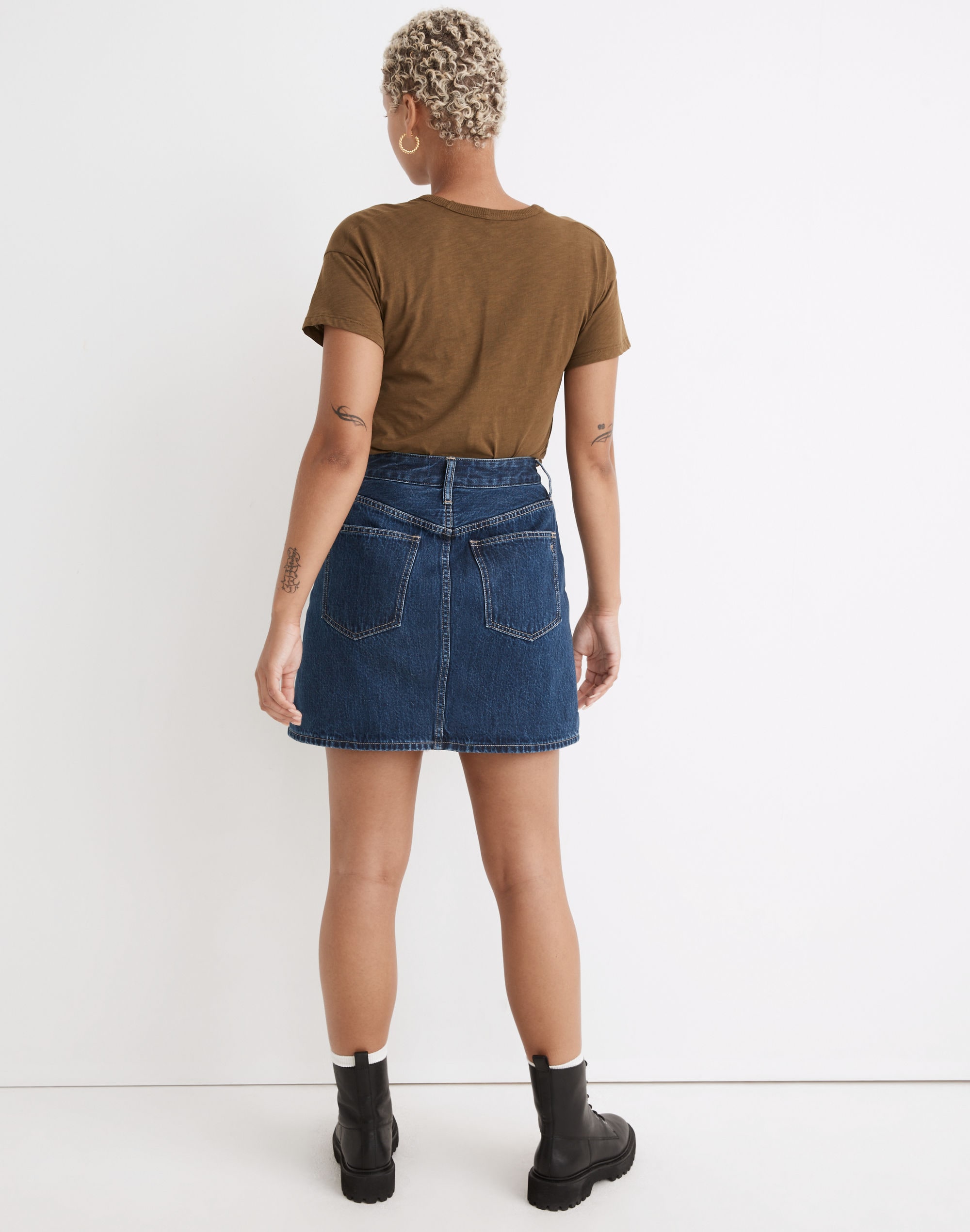 Curvy Denim High-Waist Straight Mini Skirt in Sunberry Wash