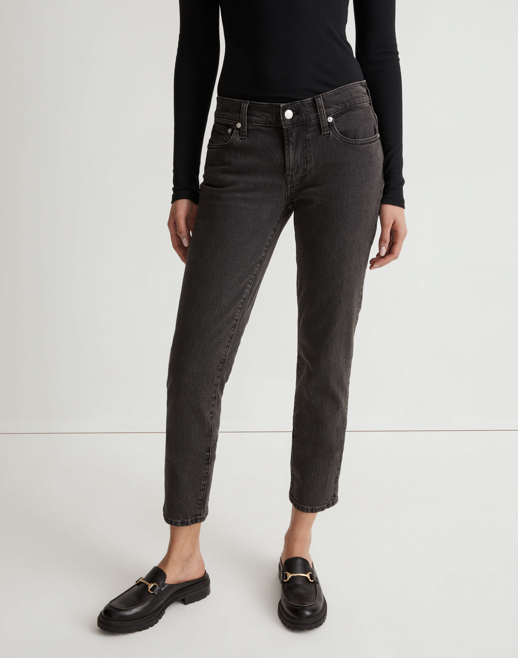 The Low-Rise Perfect Vintage Jean in Lunar Wash