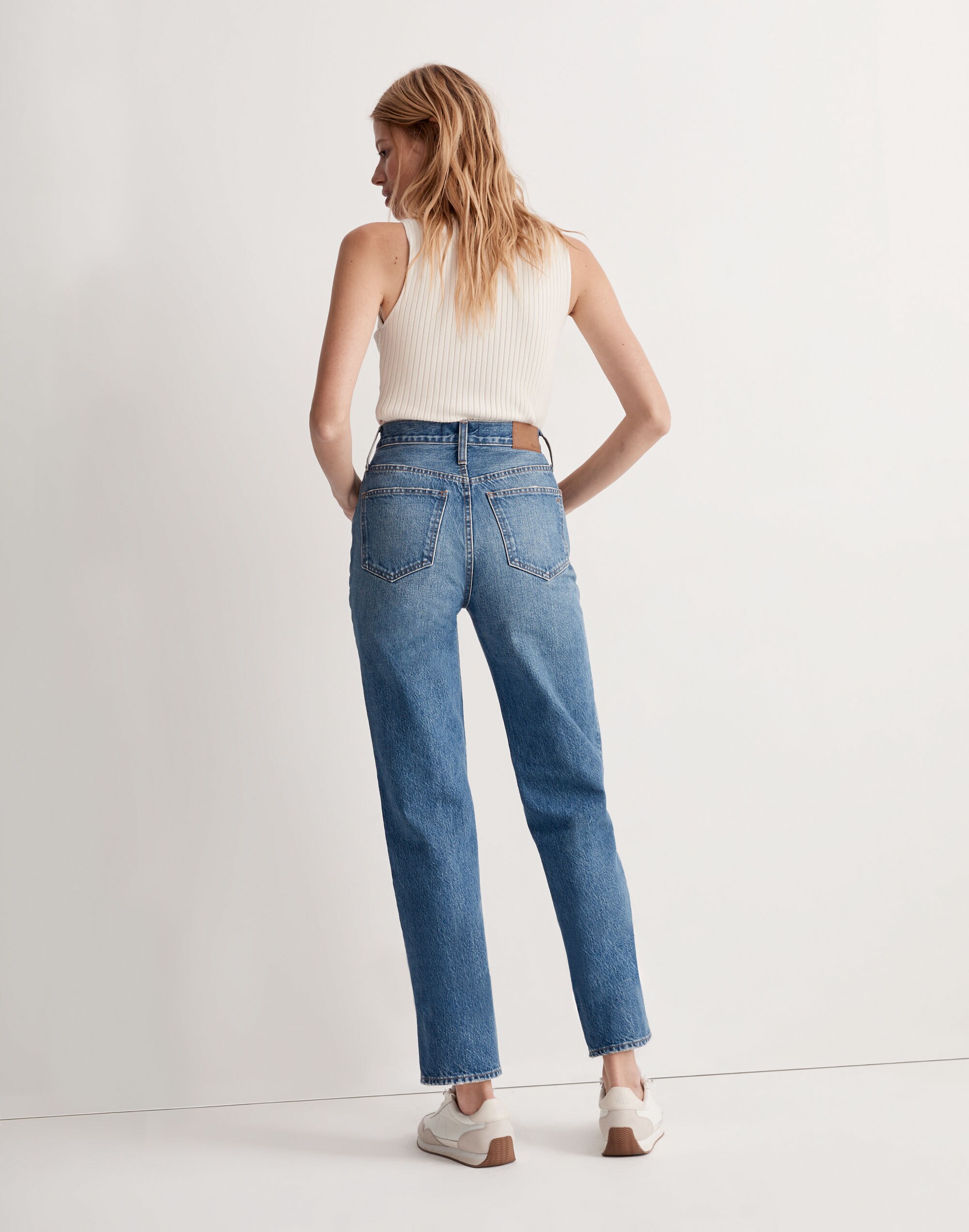 The Perfect Vintage Straight Jean in Becker Wash: Button-Front Edition
