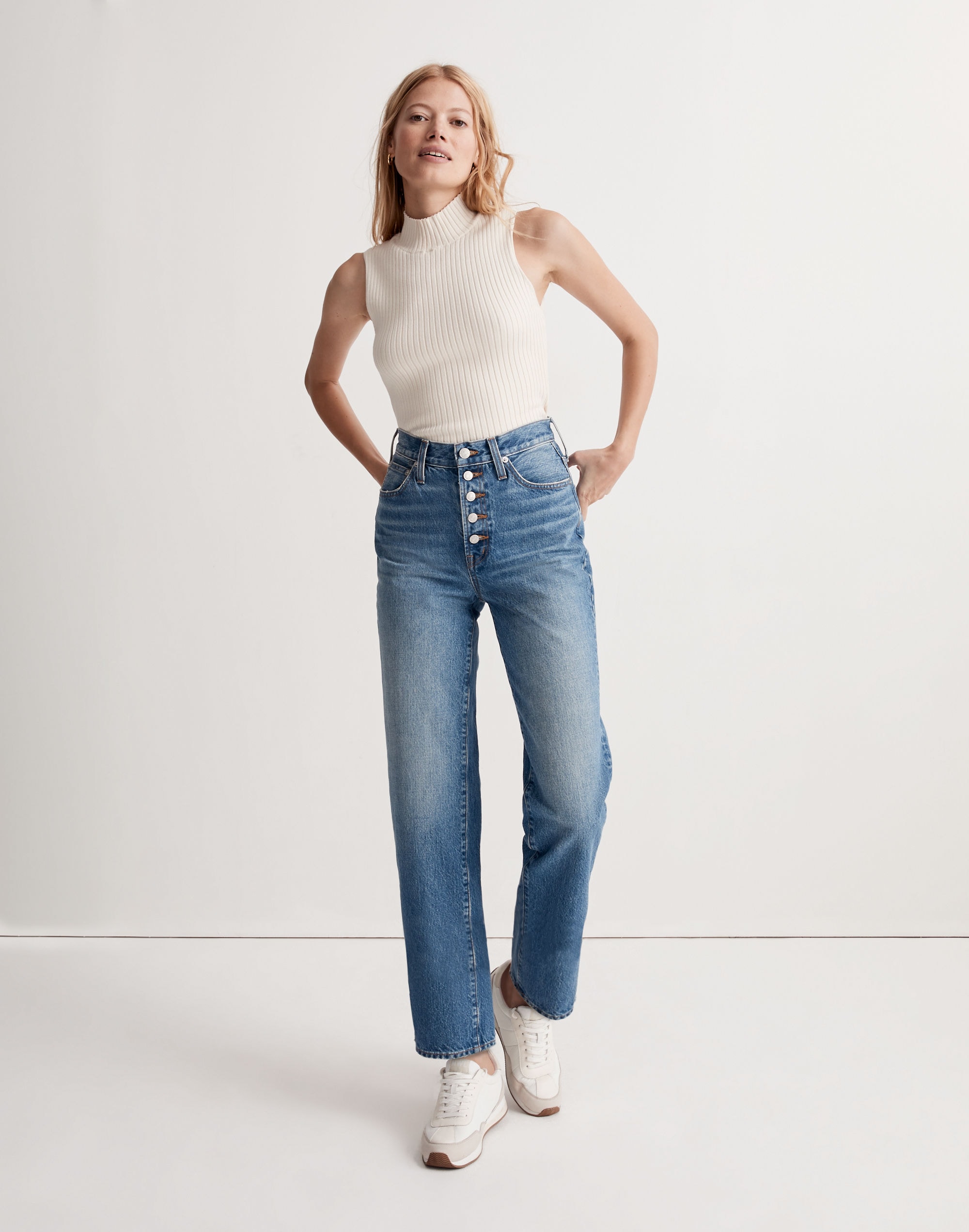 The Perfect Vintage Straight Jean in Becker Wash: Button-Front Edition