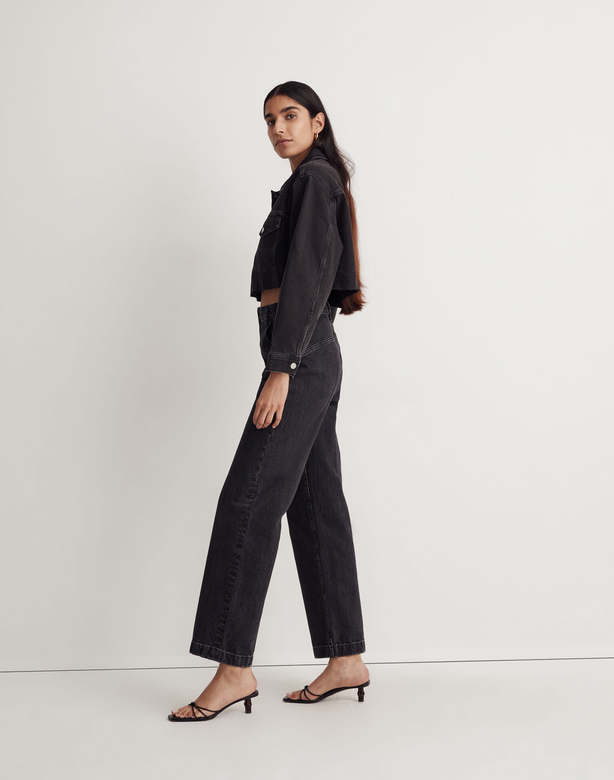 The Perfect Vintage Wide-Leg Jean in Black Worn Wash: Exposed-Zip Edition