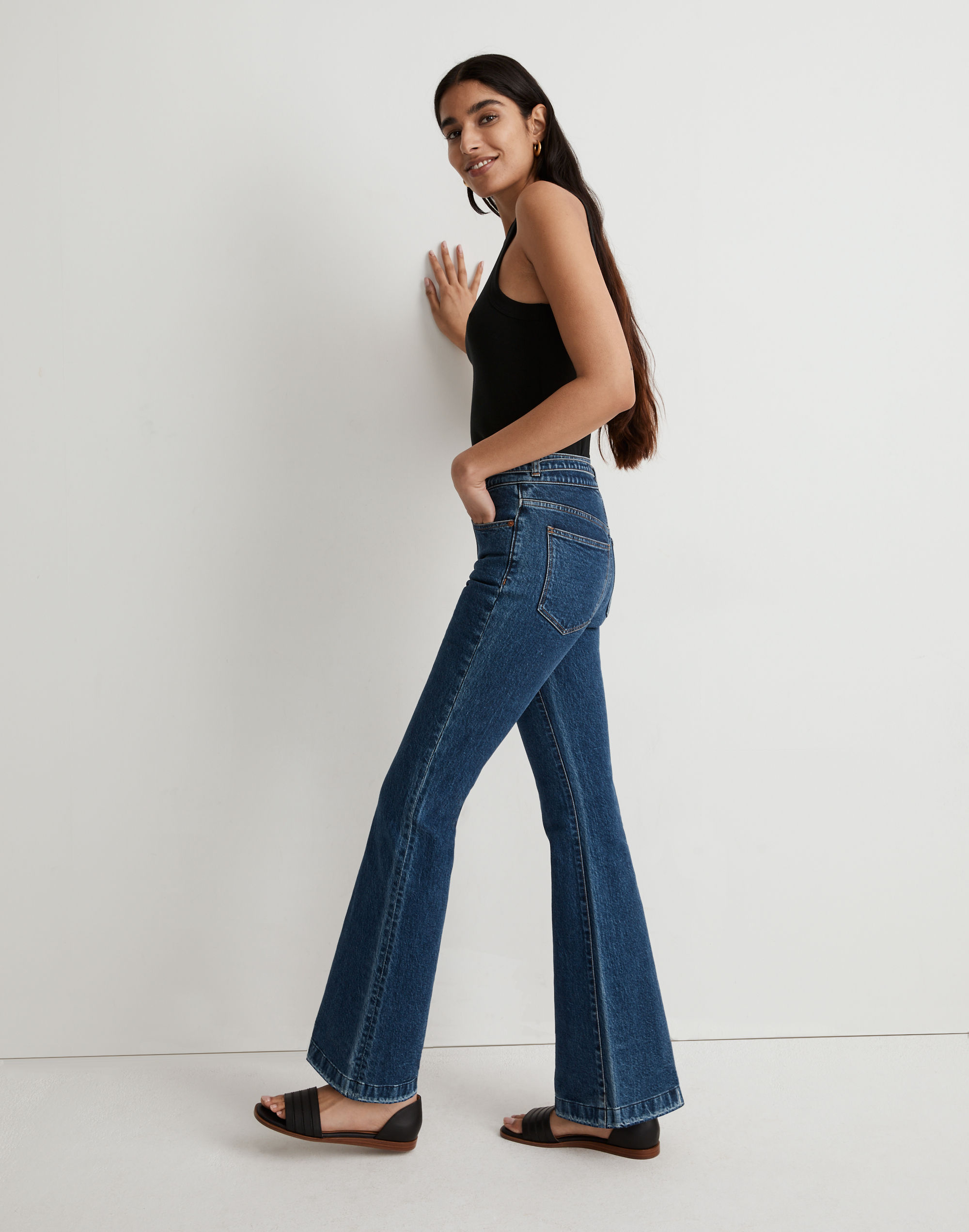 The Perfect Vintage Flare Jean in Bright Dark Indigo Wash