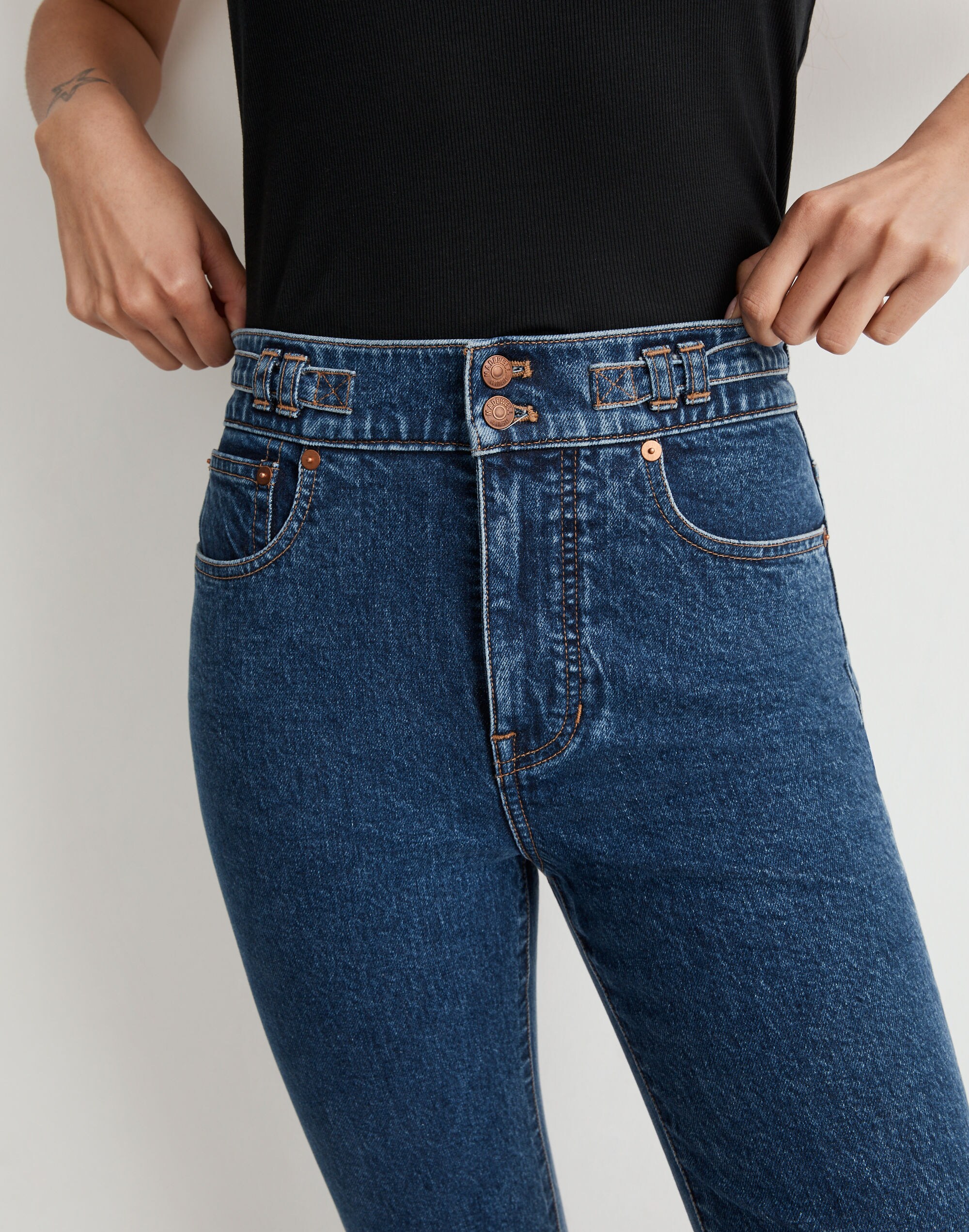 The Perfect Vintage Flare Jean in Bright Dark Indigo Wash