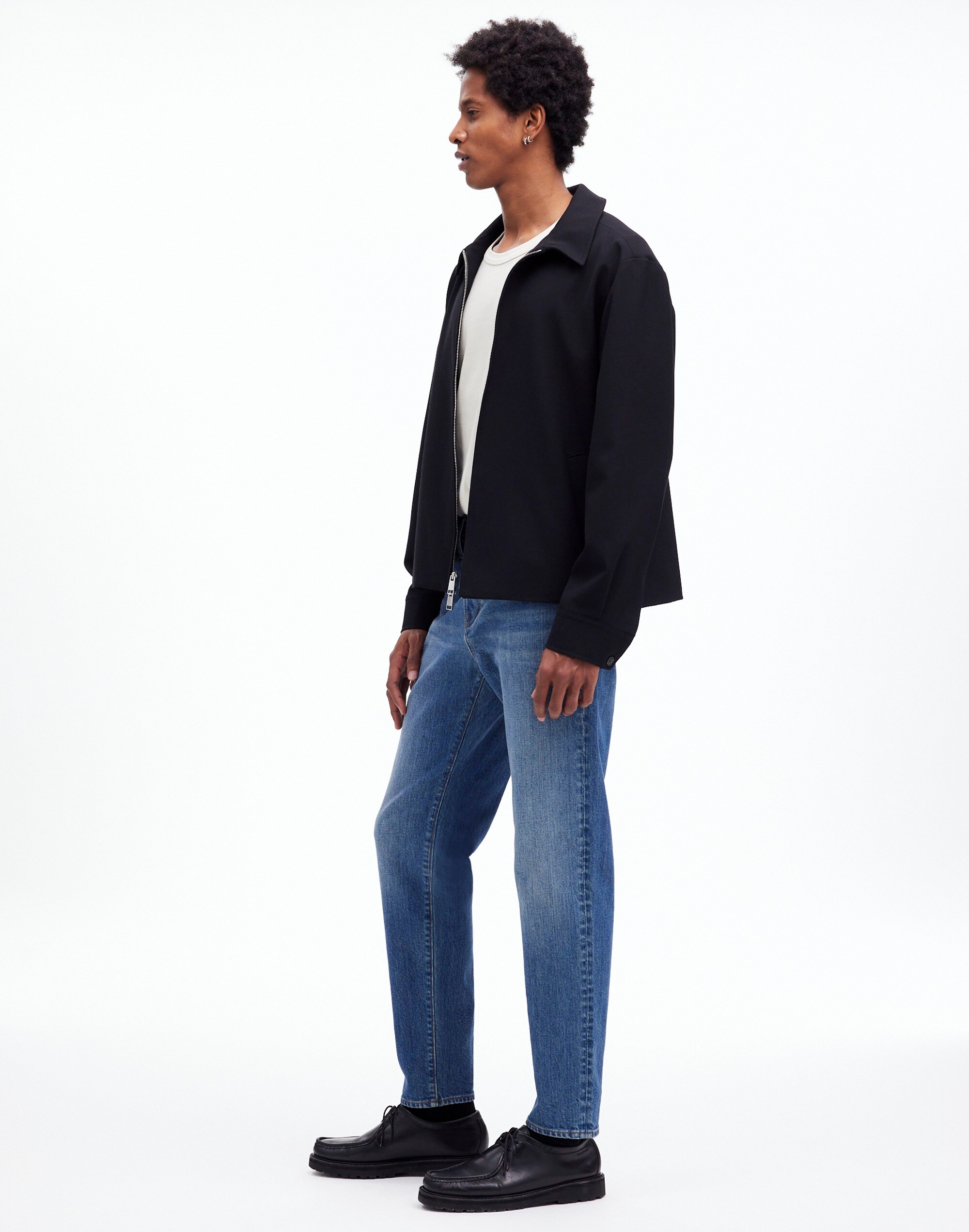 Relaxed Taper Jeans