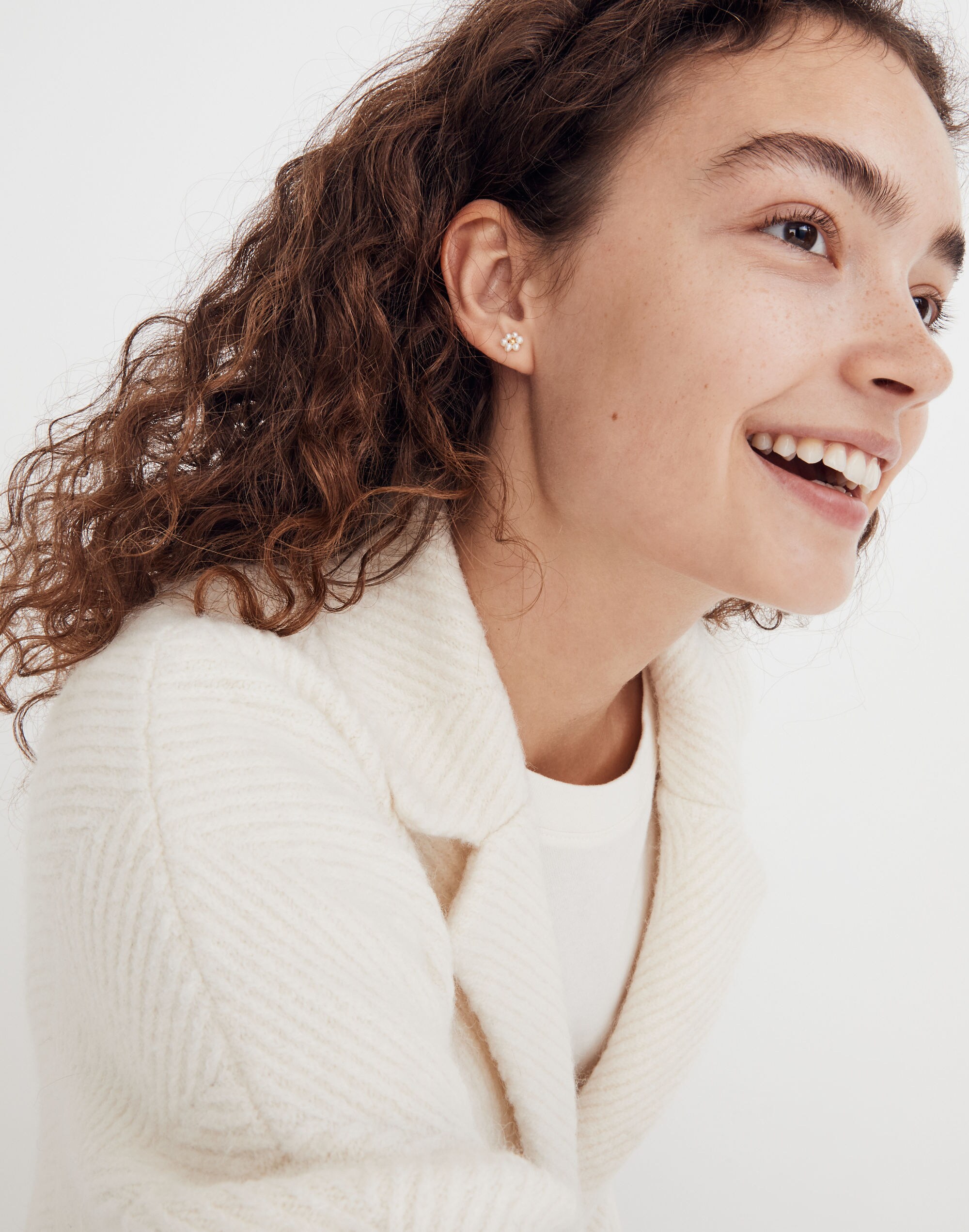 Freshwater Pearl Daisy Stud Earrings