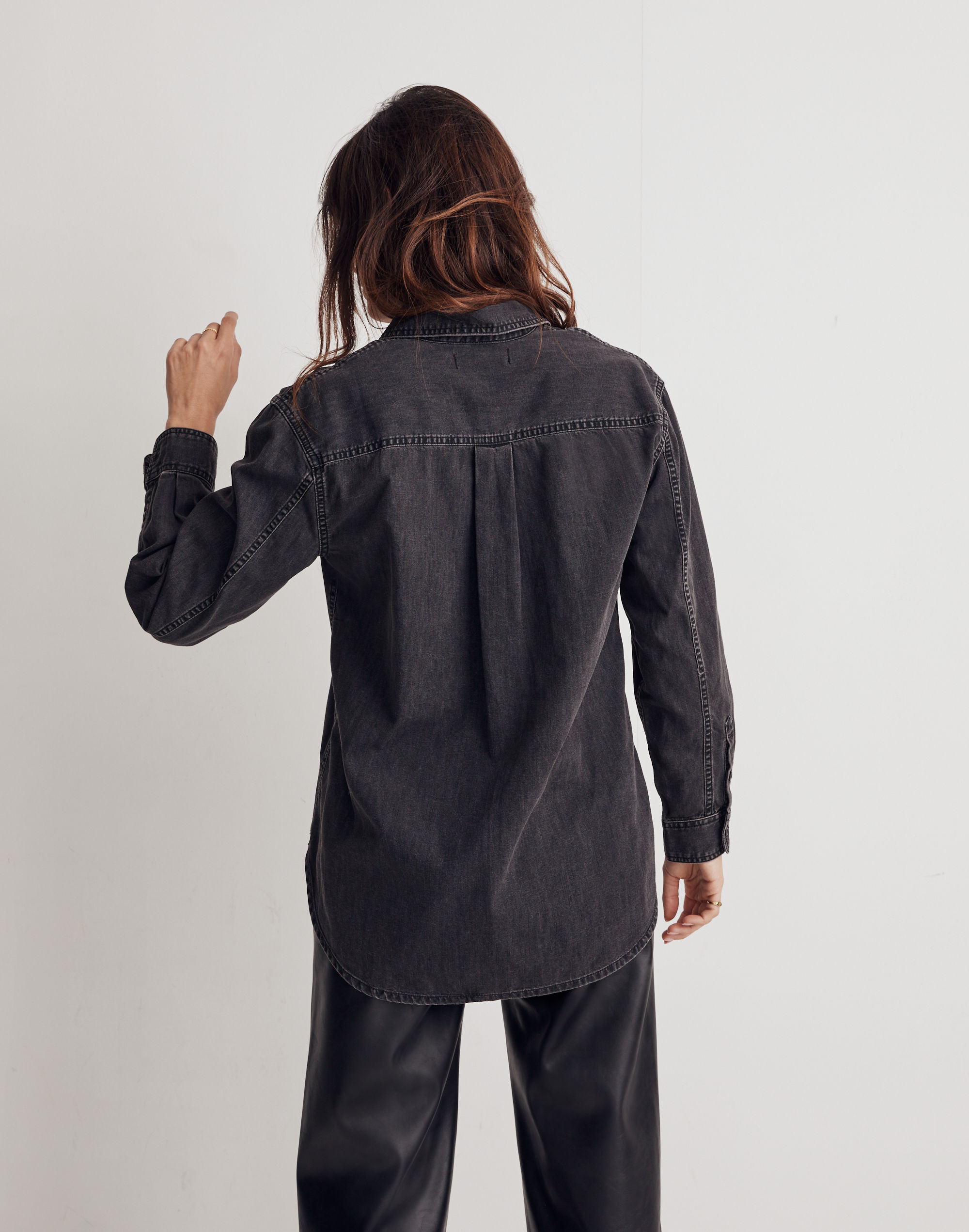 Denim Long-Sleeve Popover Shirt in Lunar Wash