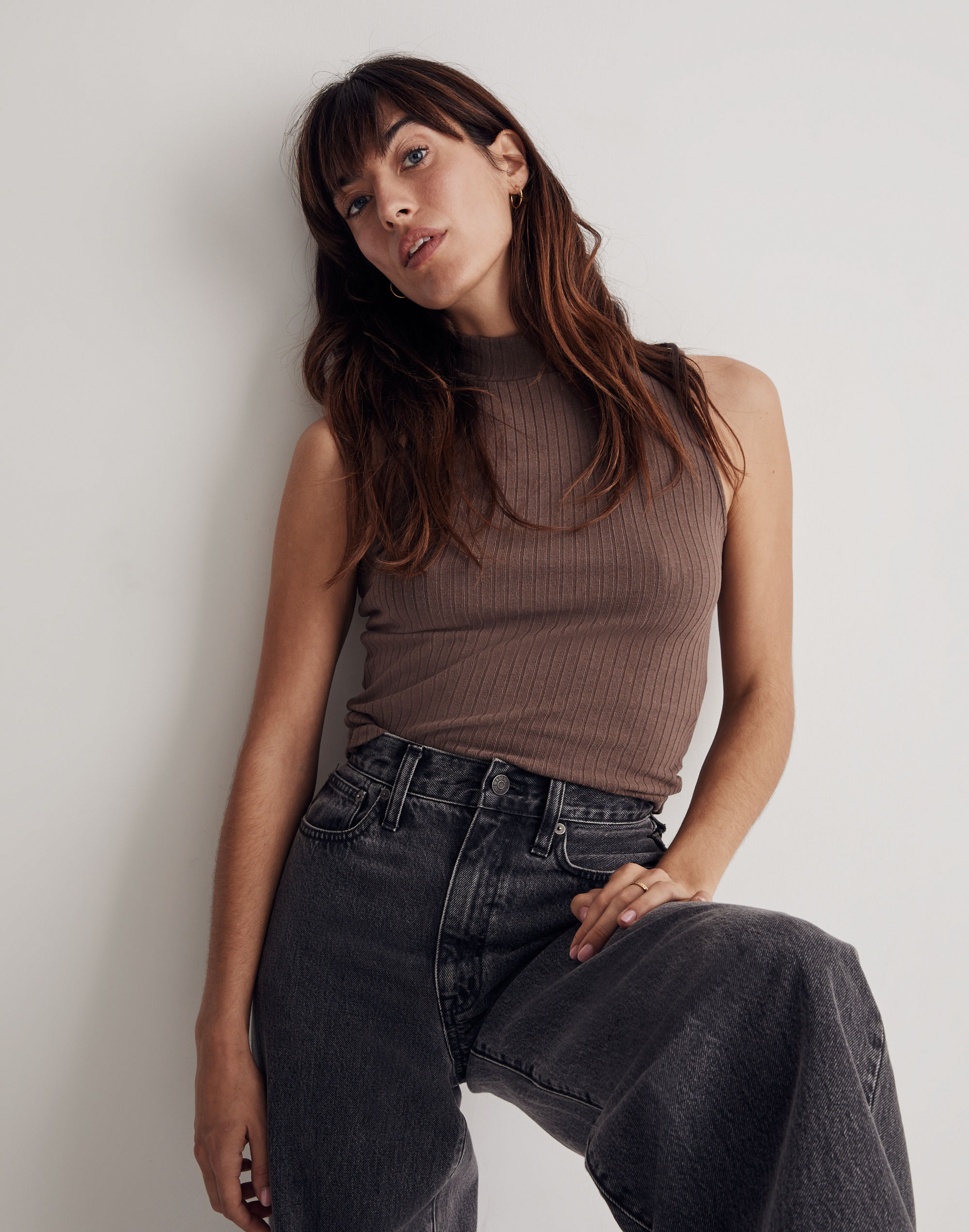 Ribbed Sleeveless Turtleneck