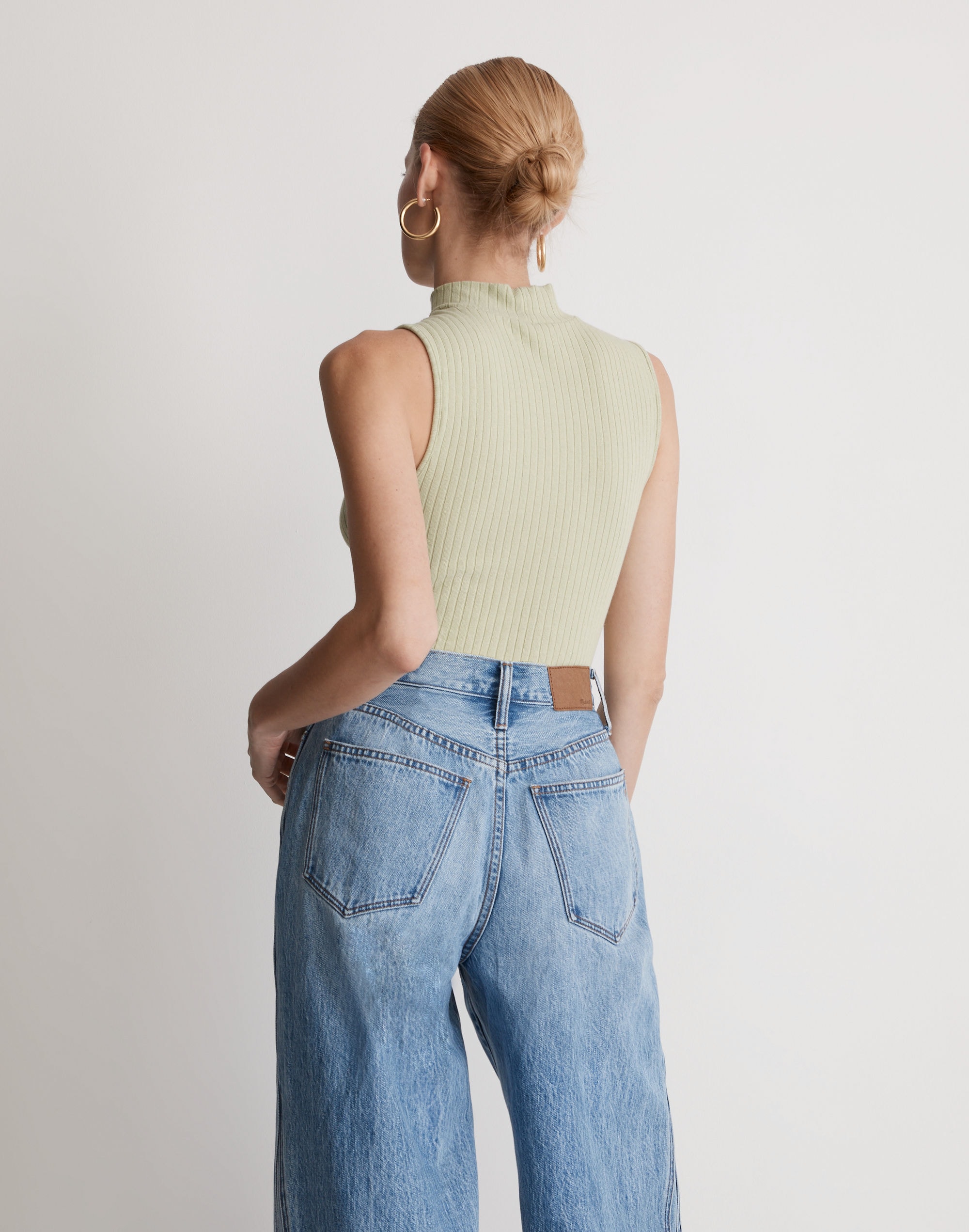 Ribbed Sleeveless Turtleneck