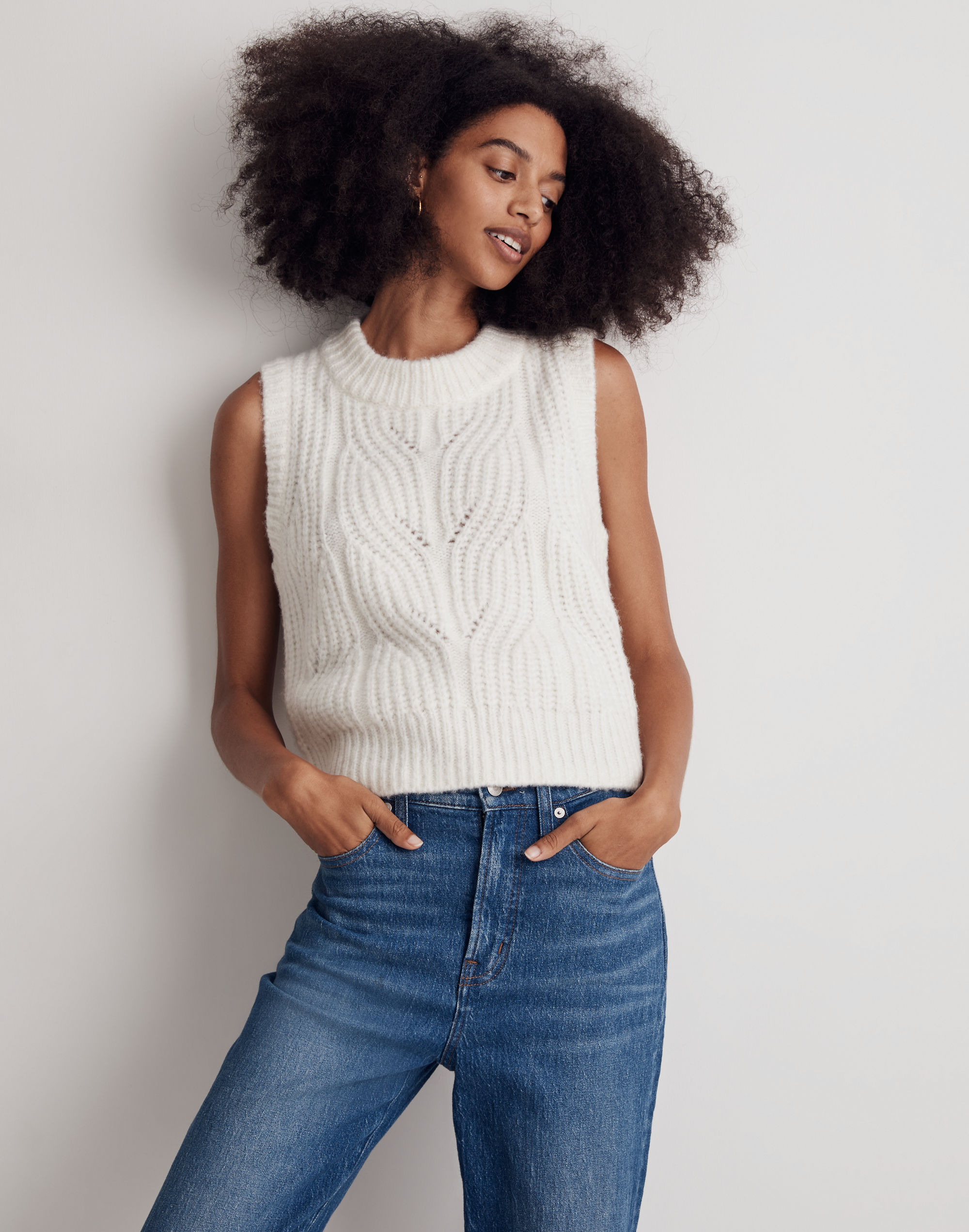 Pointelle Knowe Sweater Vest