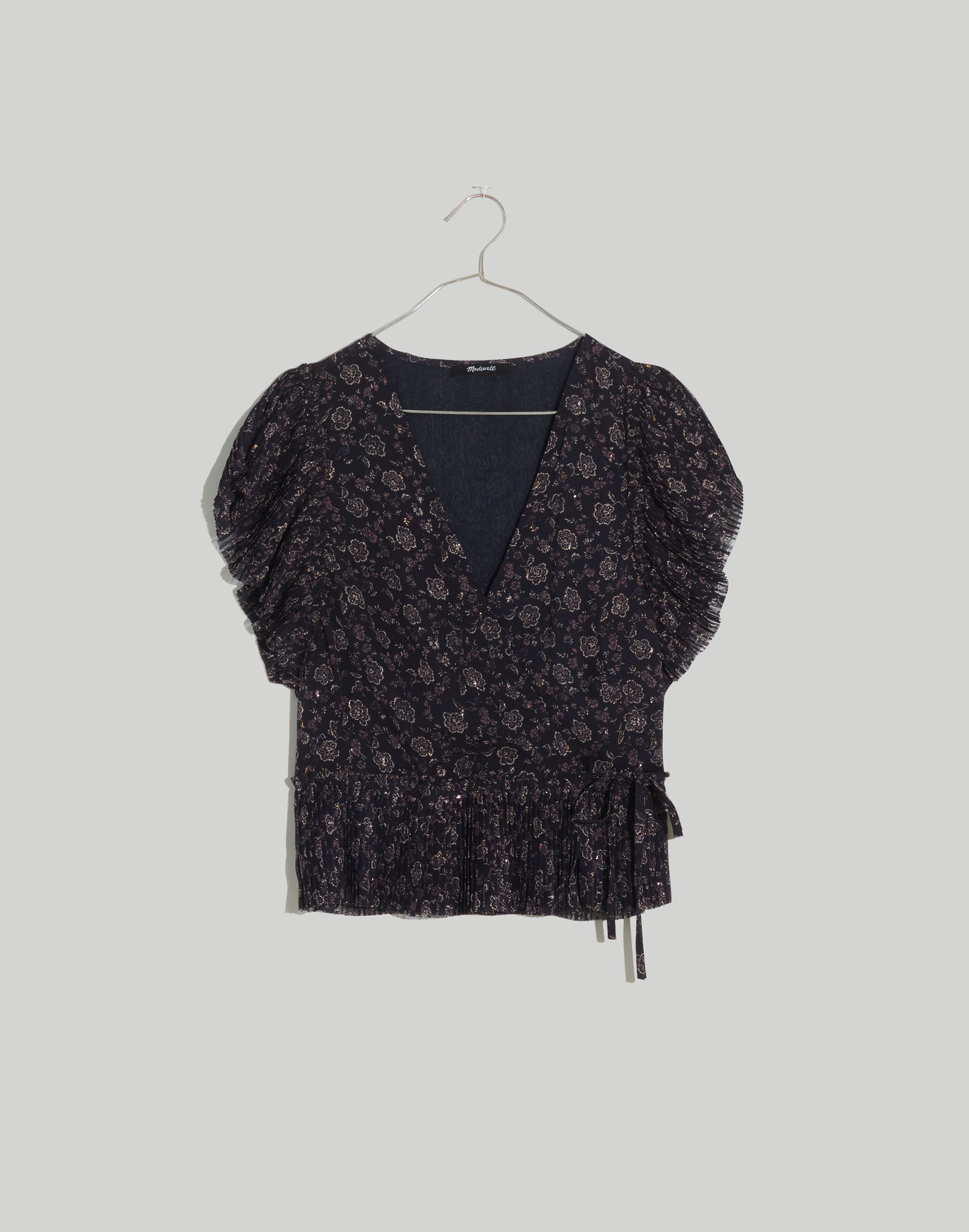 Flutter-Sleeve Wrap Top in Floral