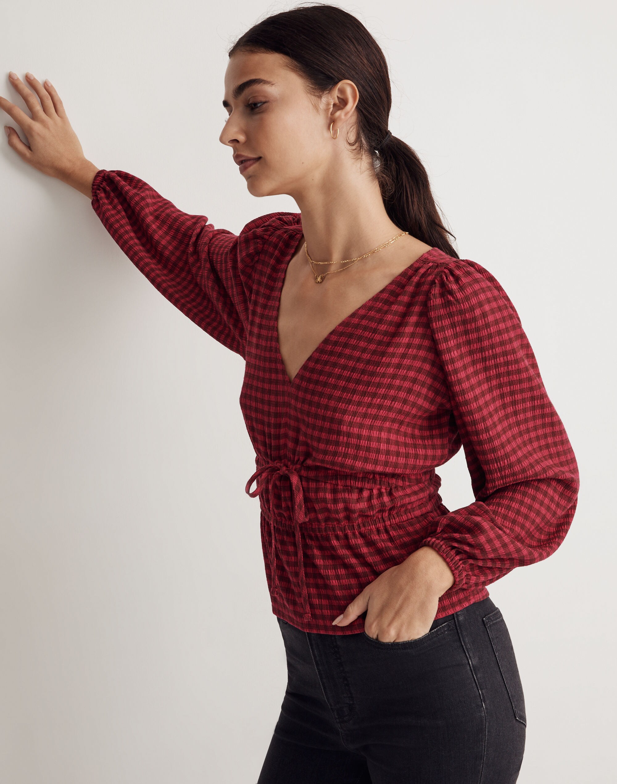 Crinkled V-Neck Peplum Top in Plaid