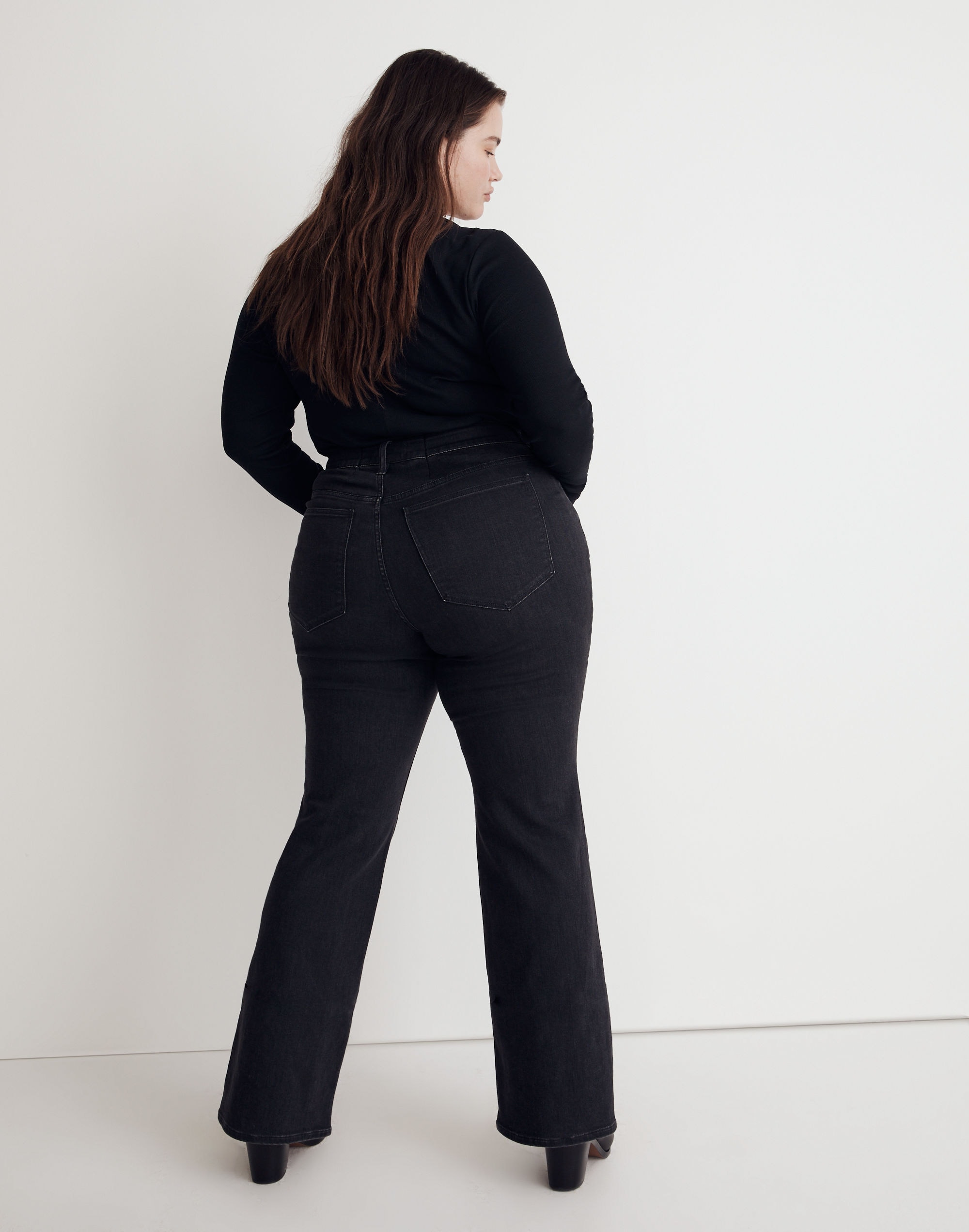 Plus Skinny Flare Jeans in Bellhaven Wash: Slit-Hem Edition