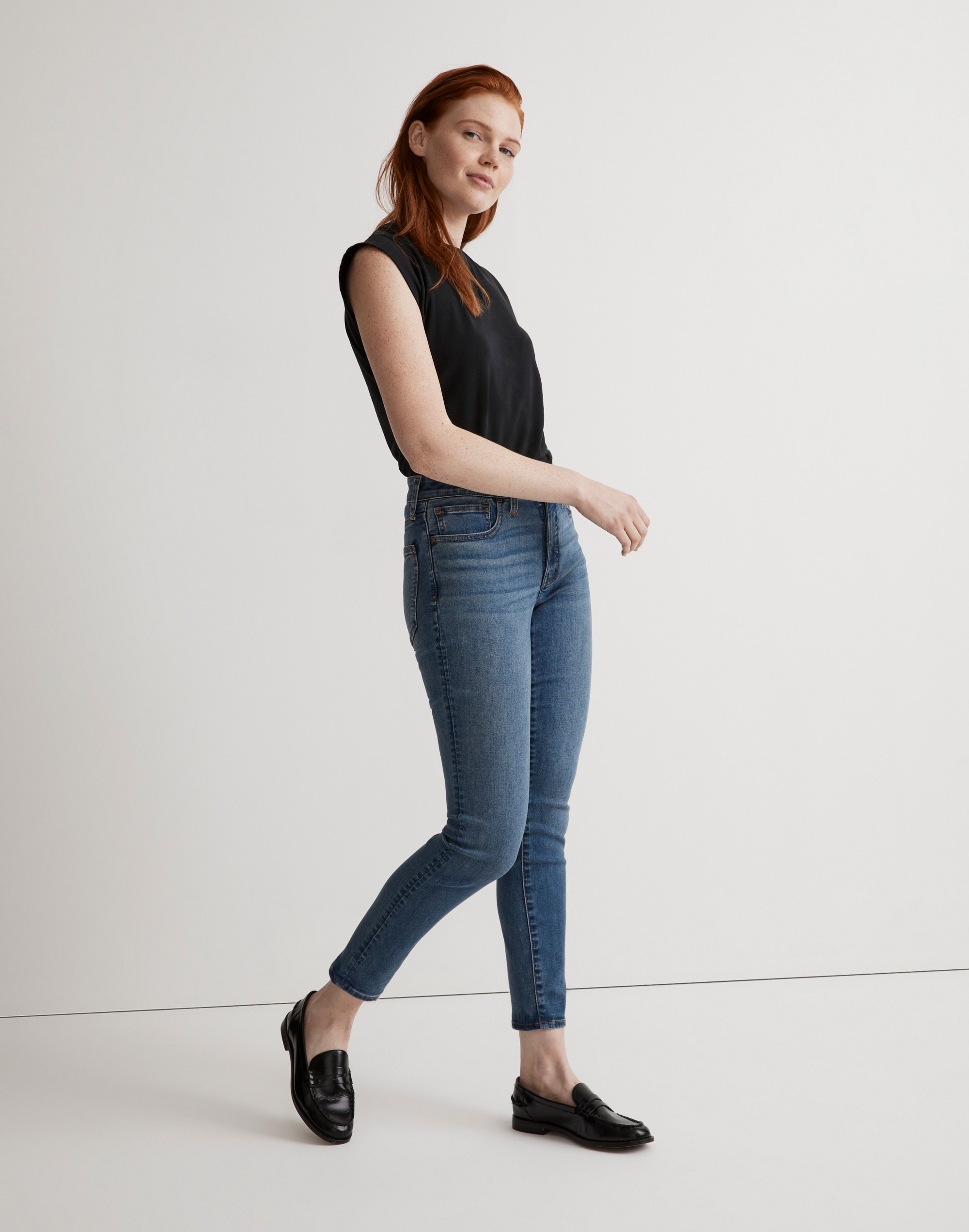Curvy Mid-Rise Roadtripper Supersoft Skinny Jeans in Hastings Wash: TENCEL&trade; Denim