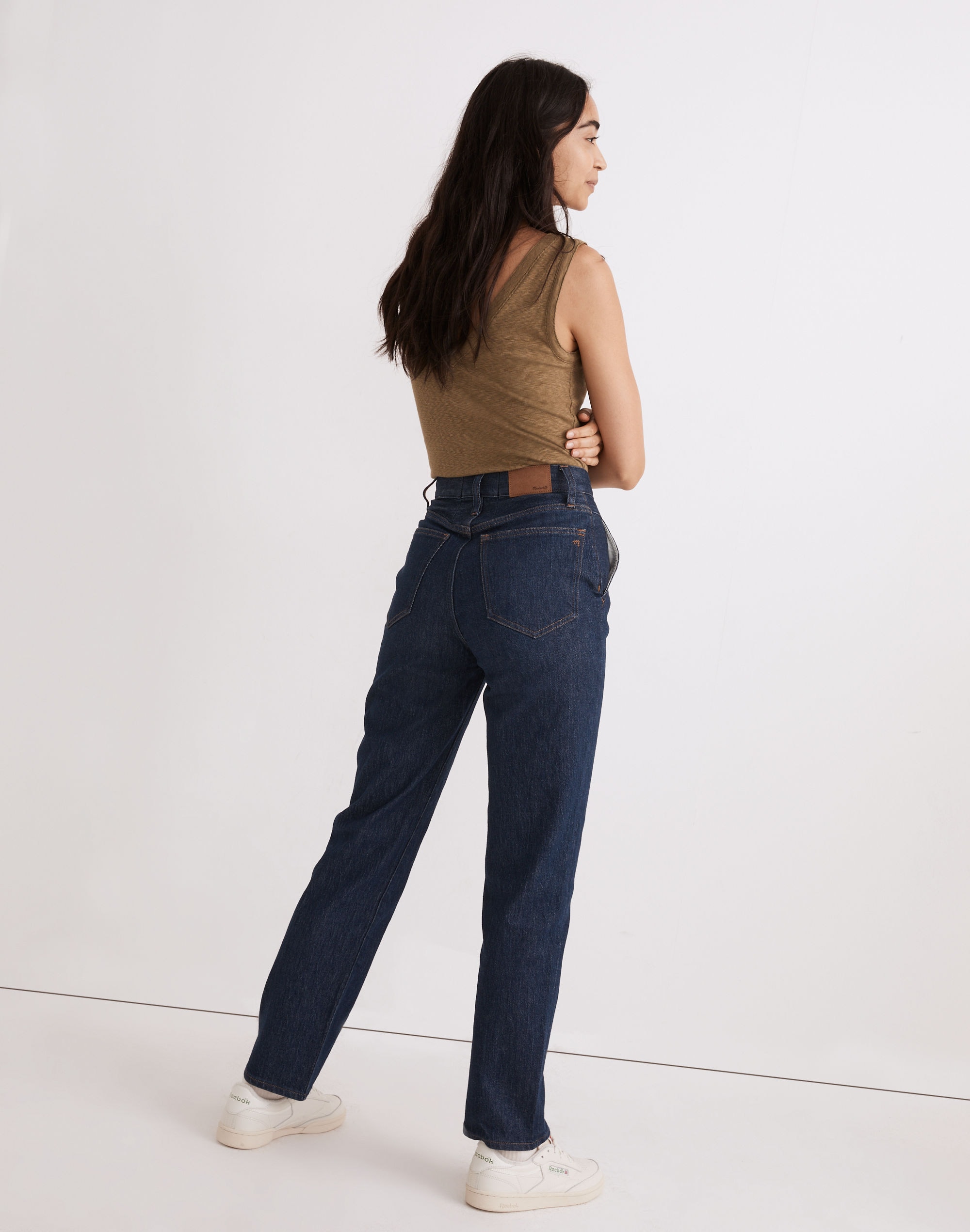 The Perfect Vintage Straight Jean in Greenhaven Wash: Seamed Version