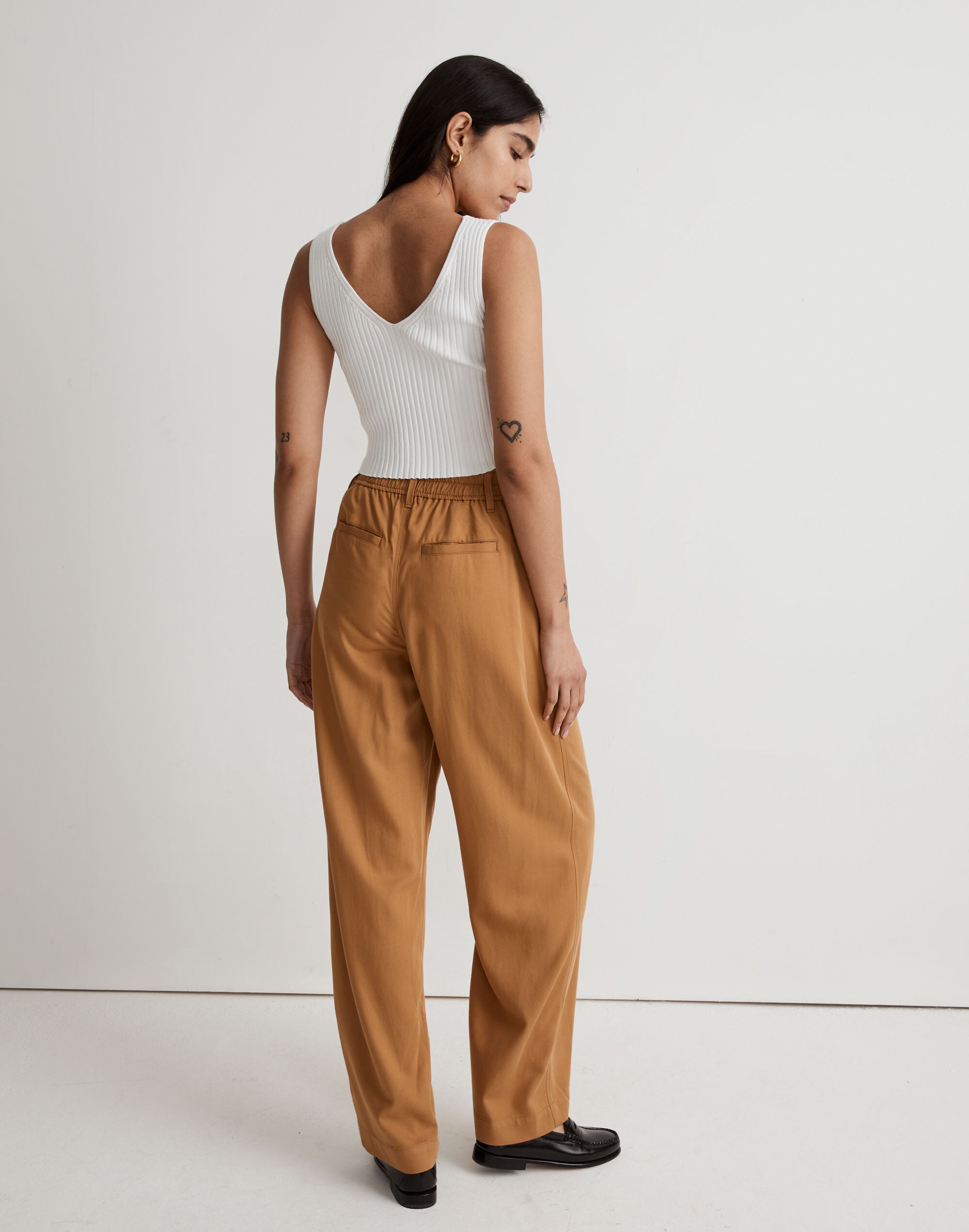 The Neale Straight-Leg Pant in Drapeweave