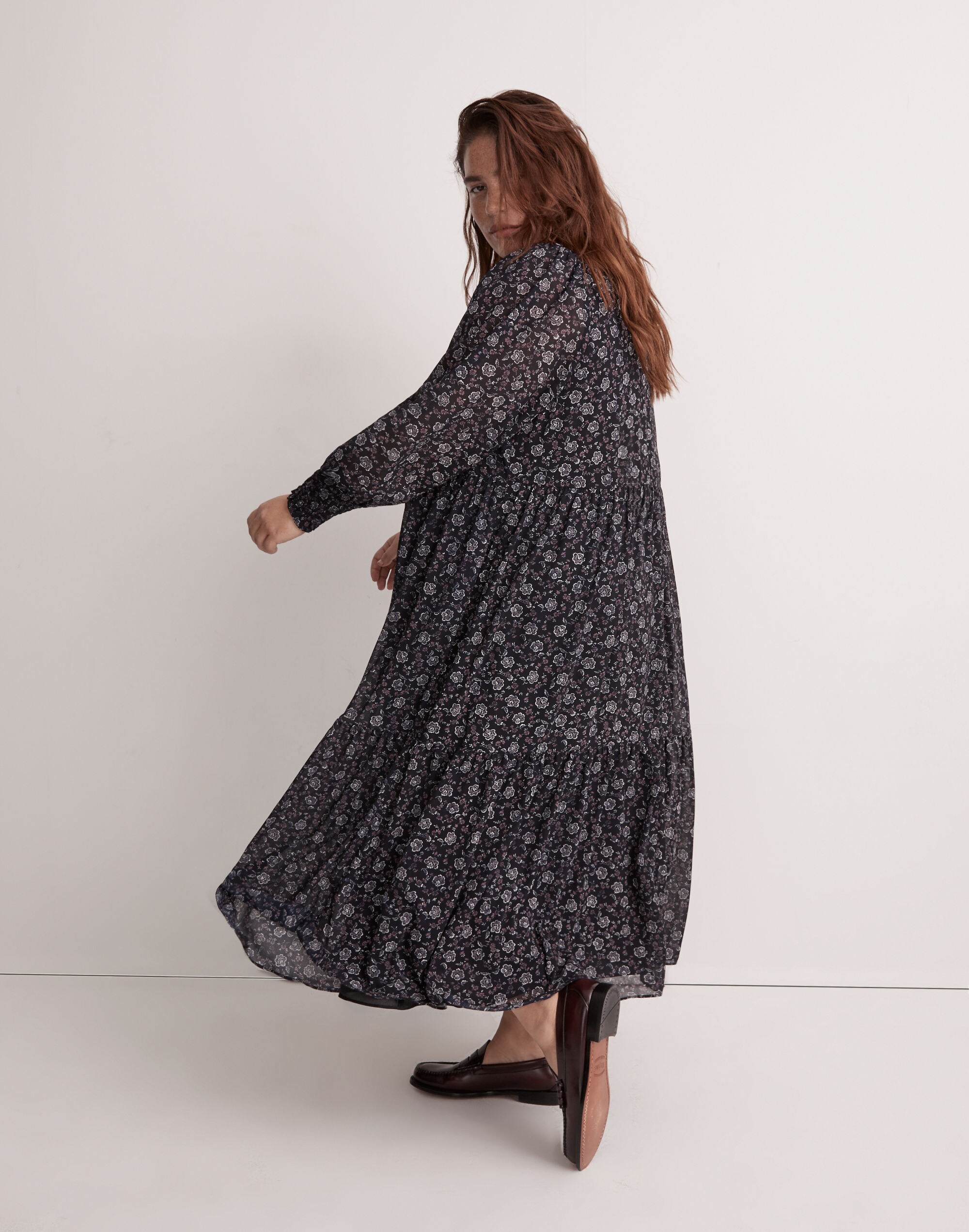 Plus Georgette V-Neck Tiered Midi Dress in Enchanted Floral | Madewell