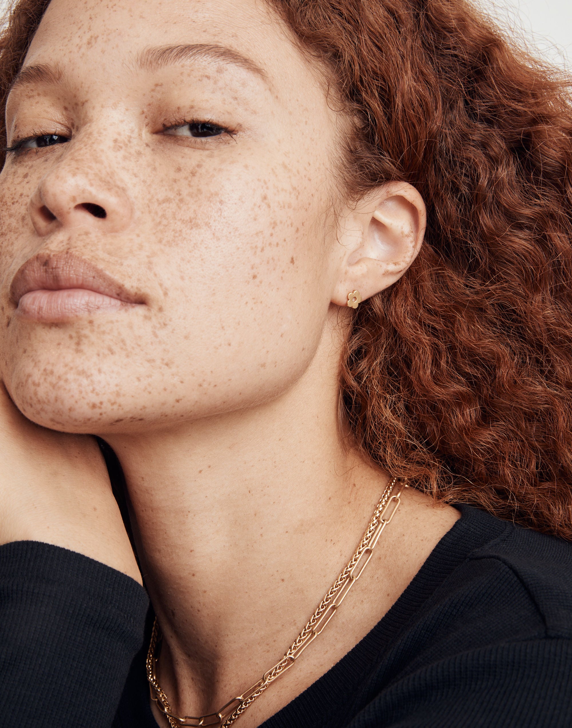 Retro Daisy Stud Earrings