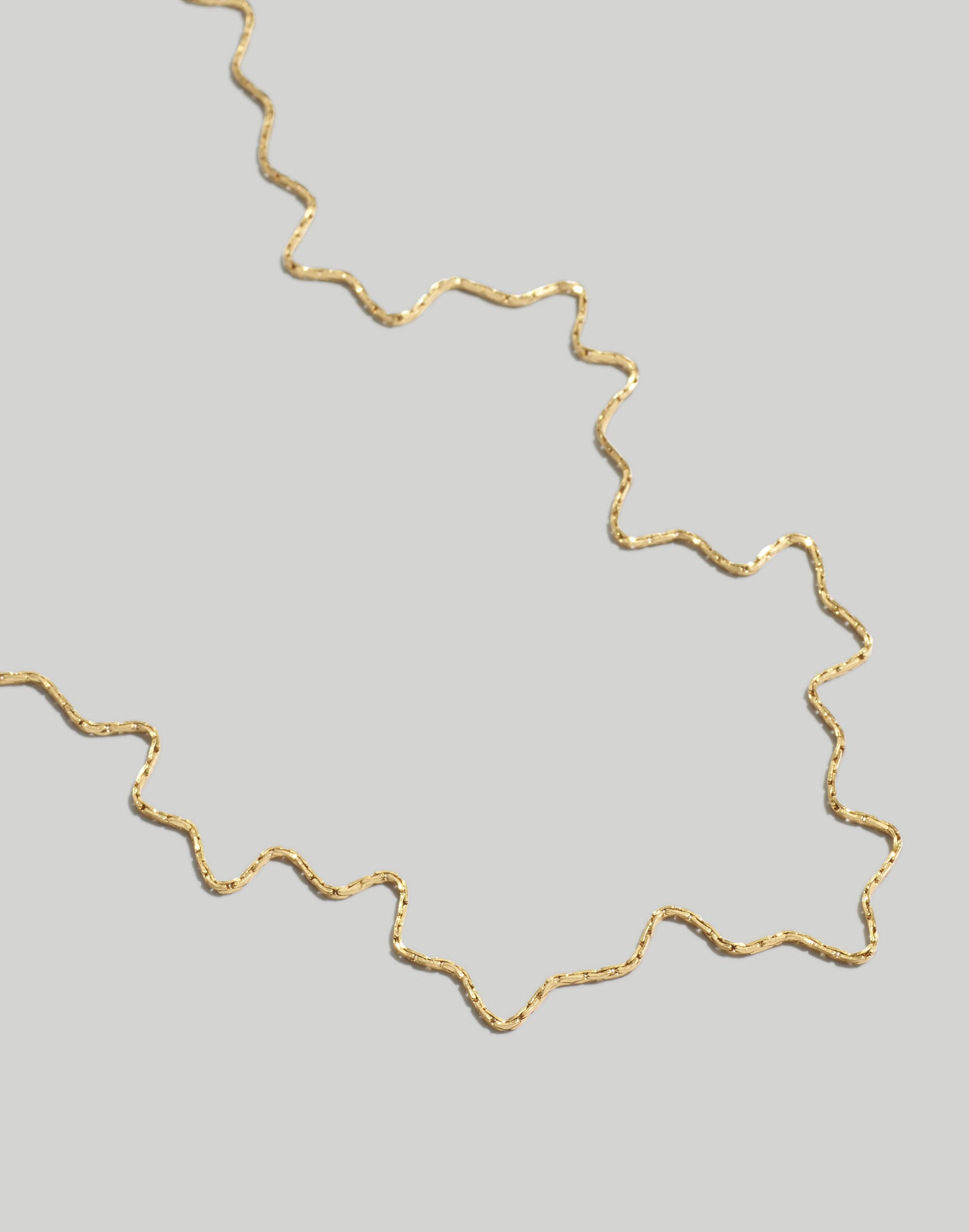 Wavy Chain Necklace