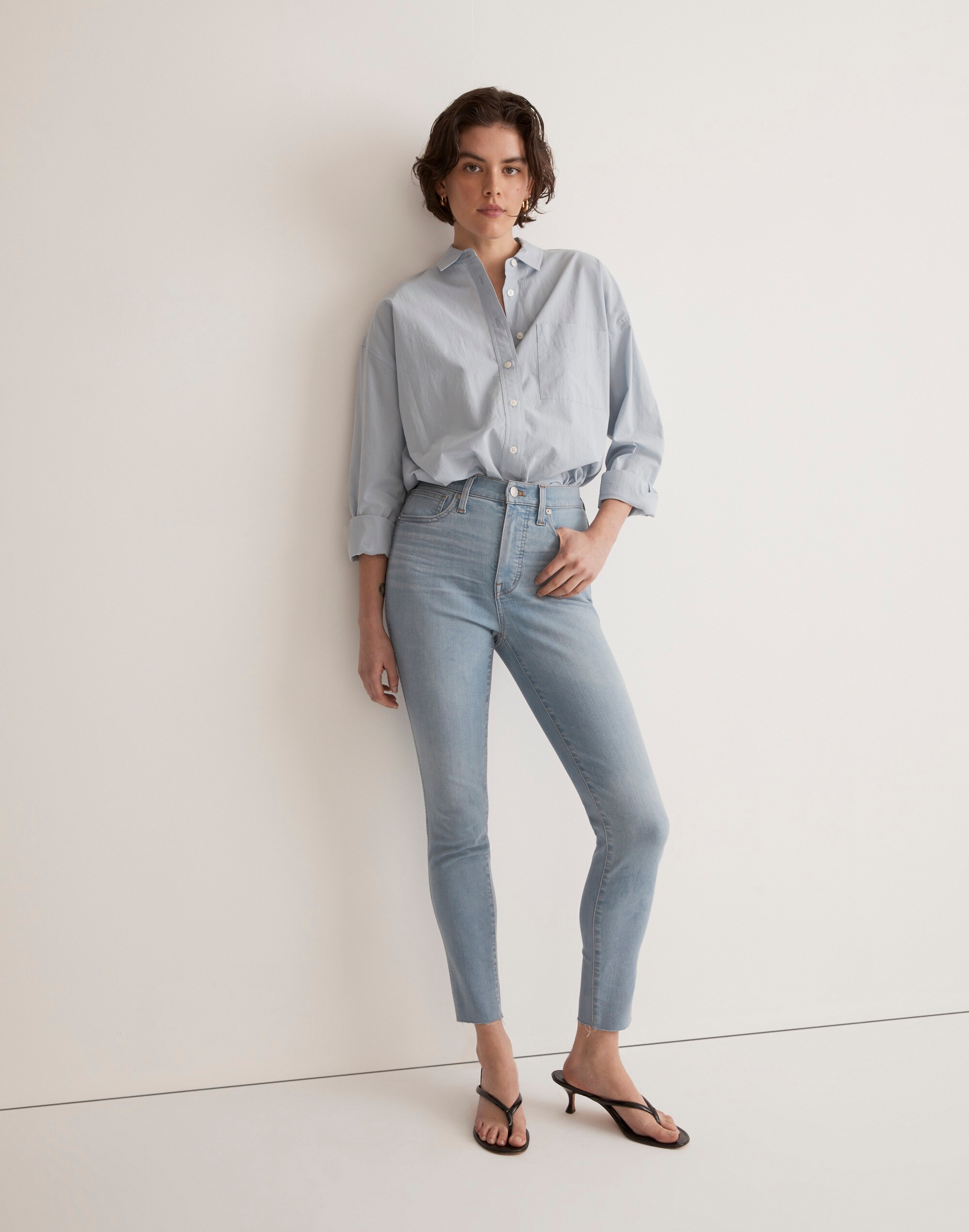 10" High-Rise Skinny Crop Jeans in Charlemont Wash