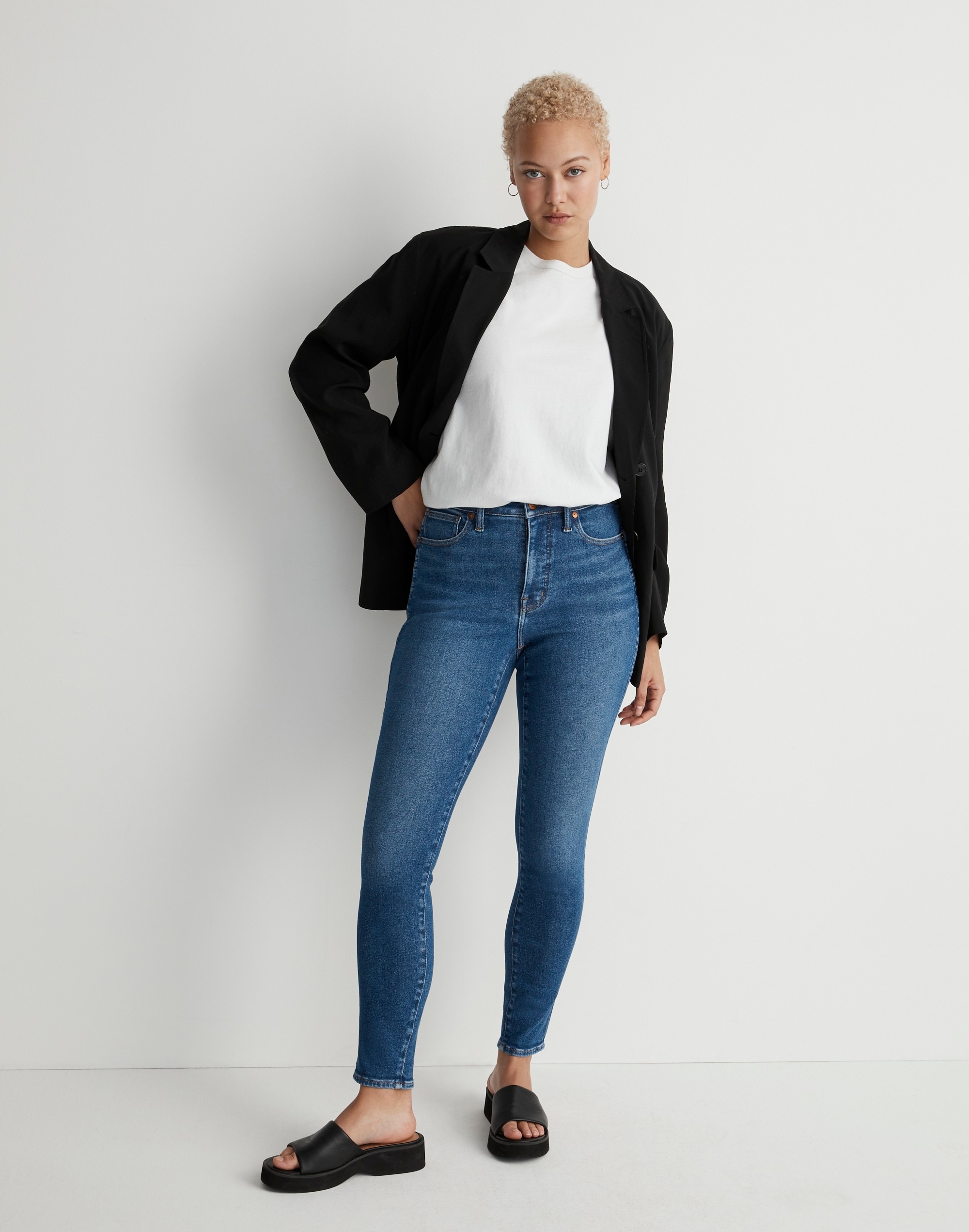 Curvy 10" High-Rise Skinny Jeans in Eardley Wash