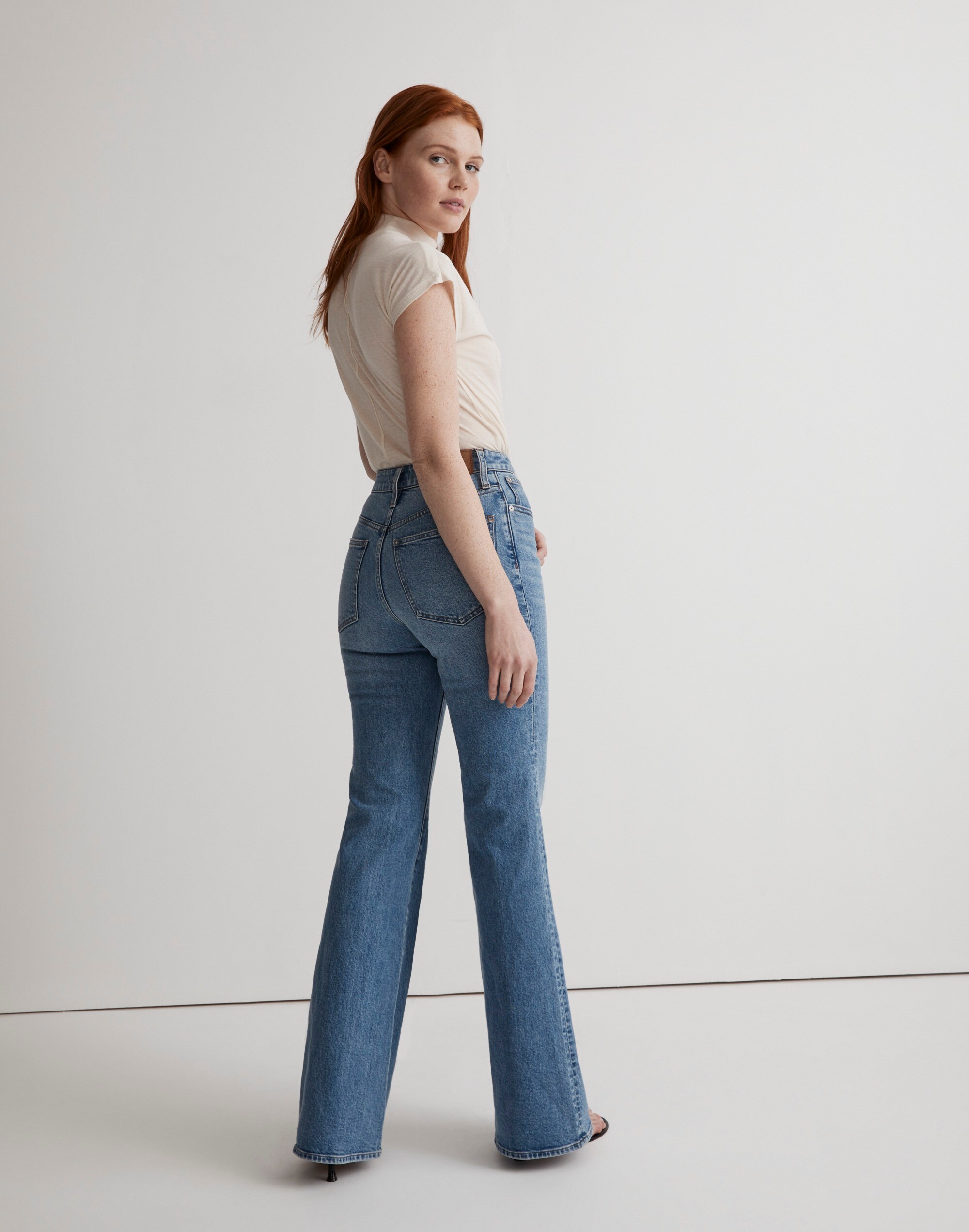 The Curvy Perfect Vintage Flare Jean in Tarlow Wash