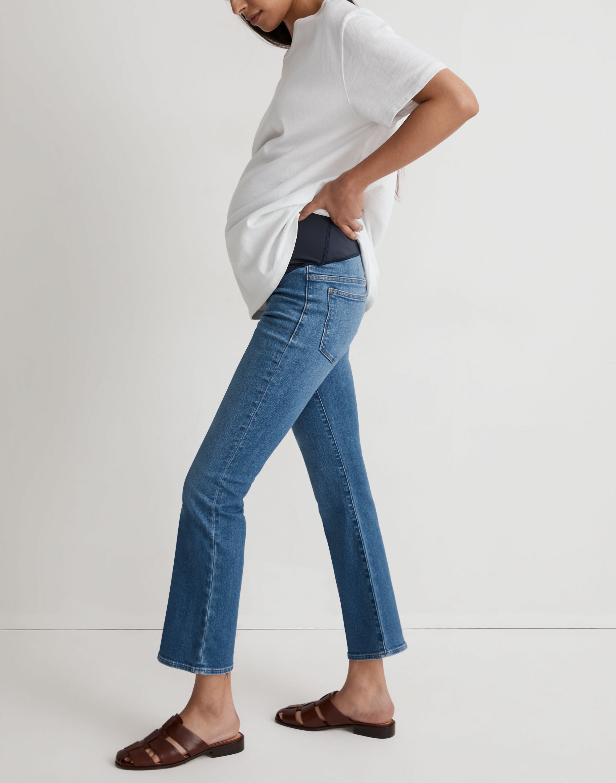 Maternity Over-the-Belly Kick Out Crop Jeans in Cherryville Wash