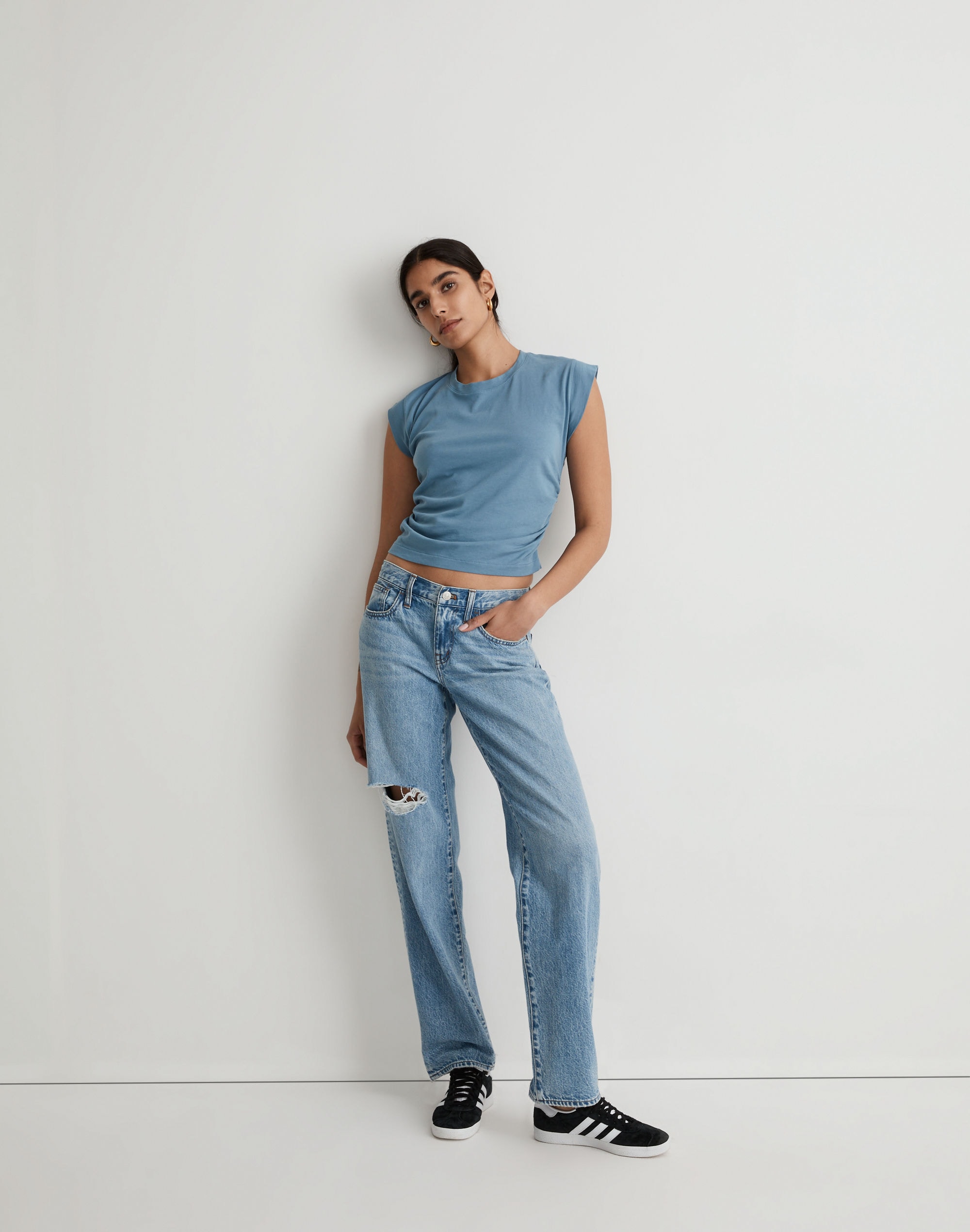 Low-Rise Baggy Straight Jean