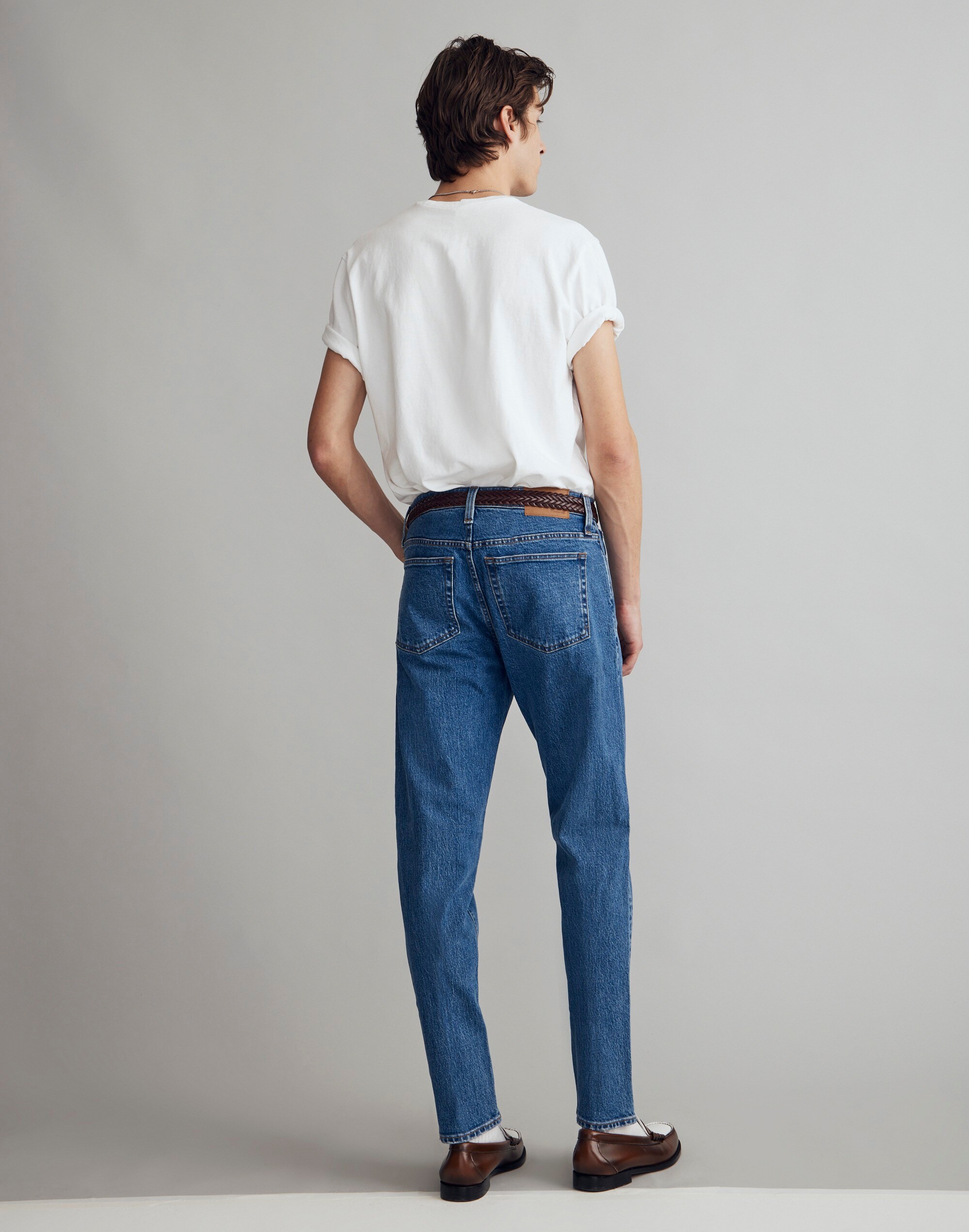 Relaxed Taper Jeans