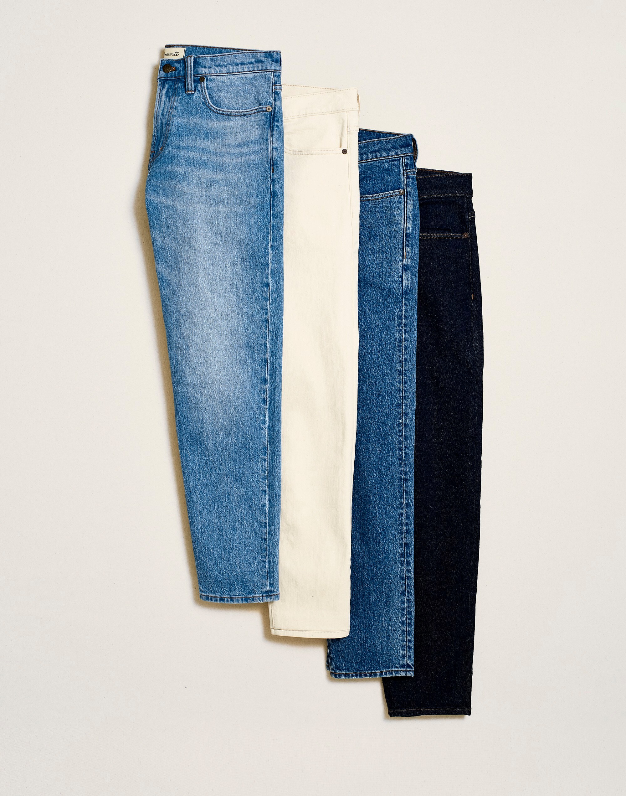 Relaxed Taper Jeans