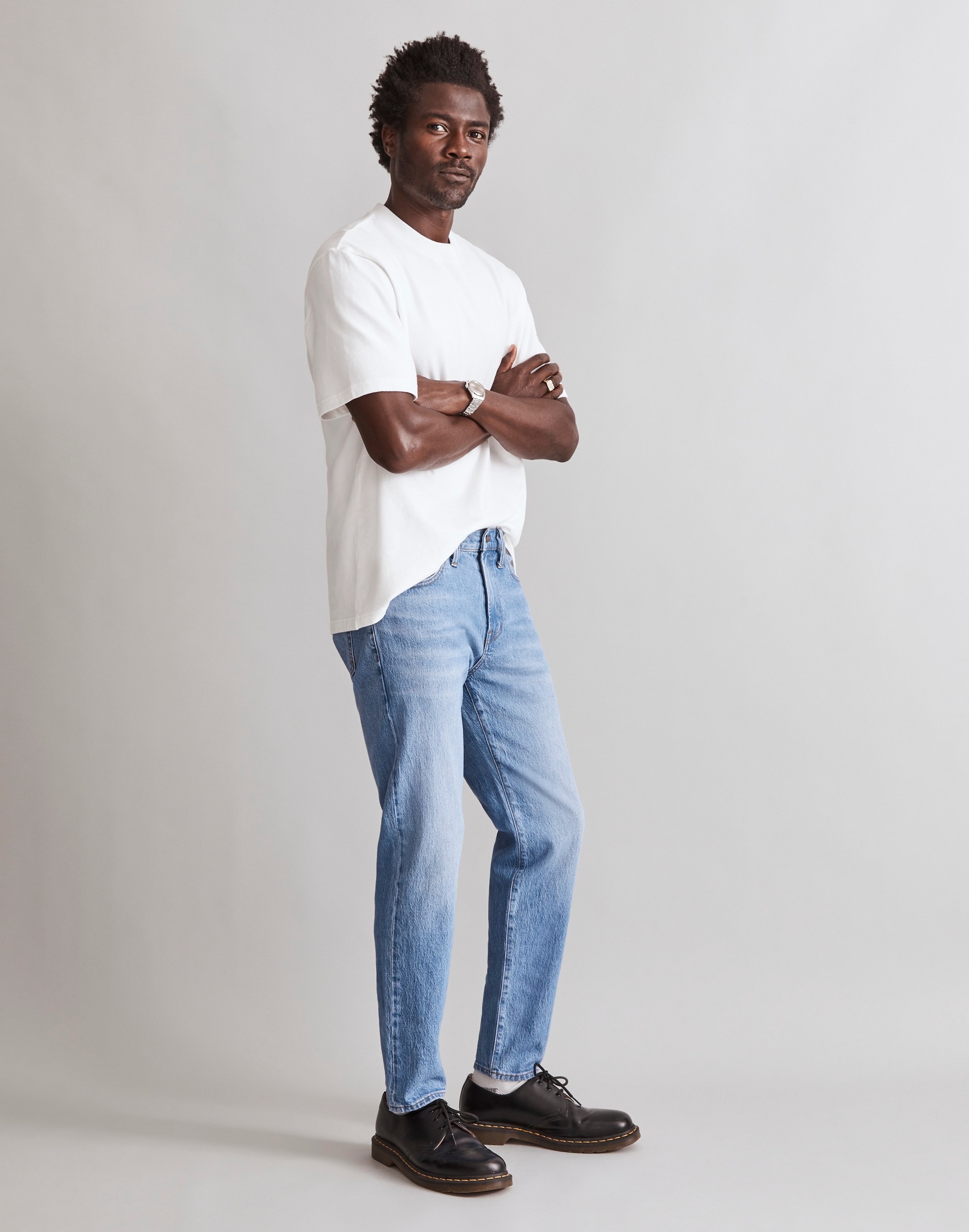 Relaxed Taper Jeans