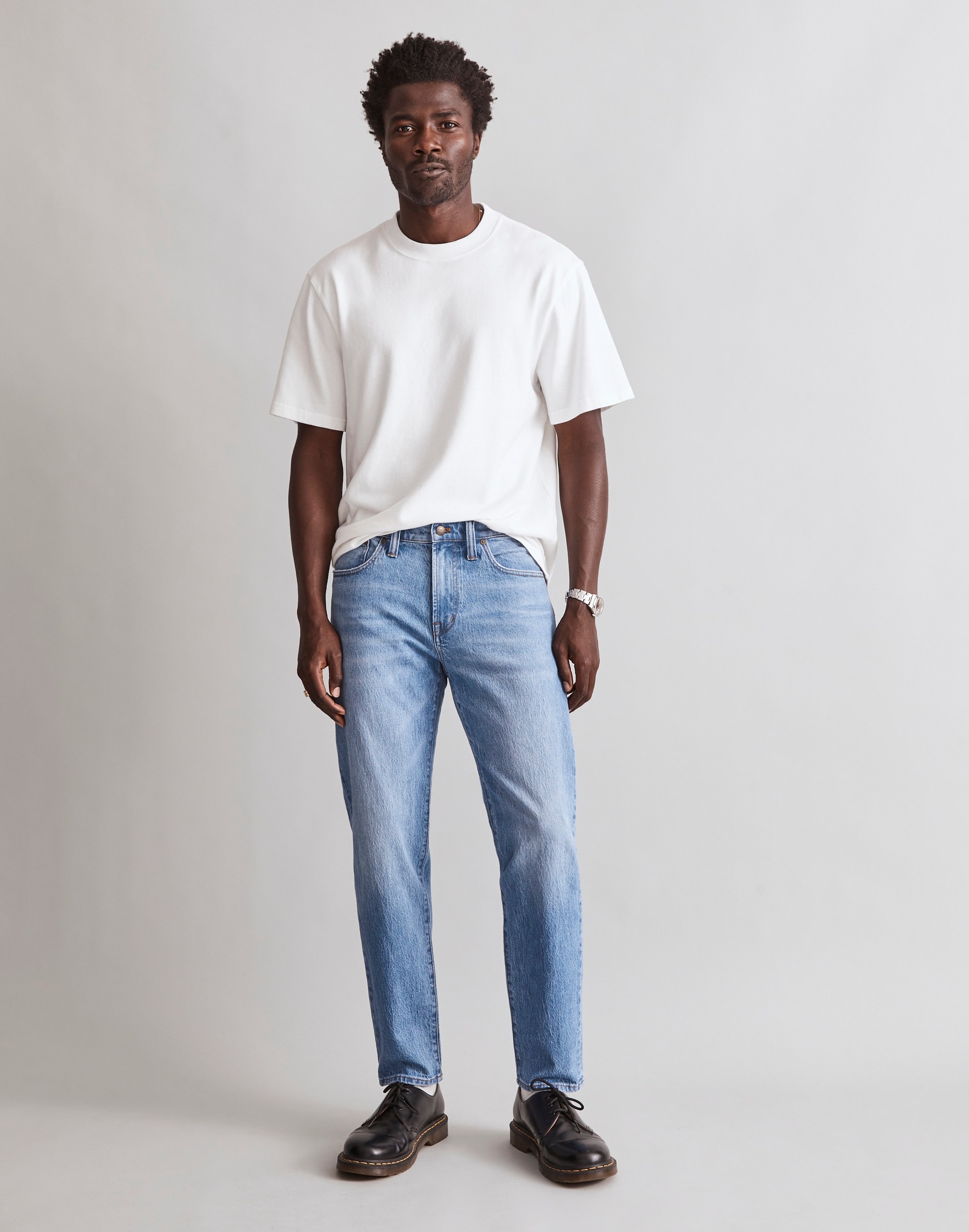 Relaxed Taper Jeans