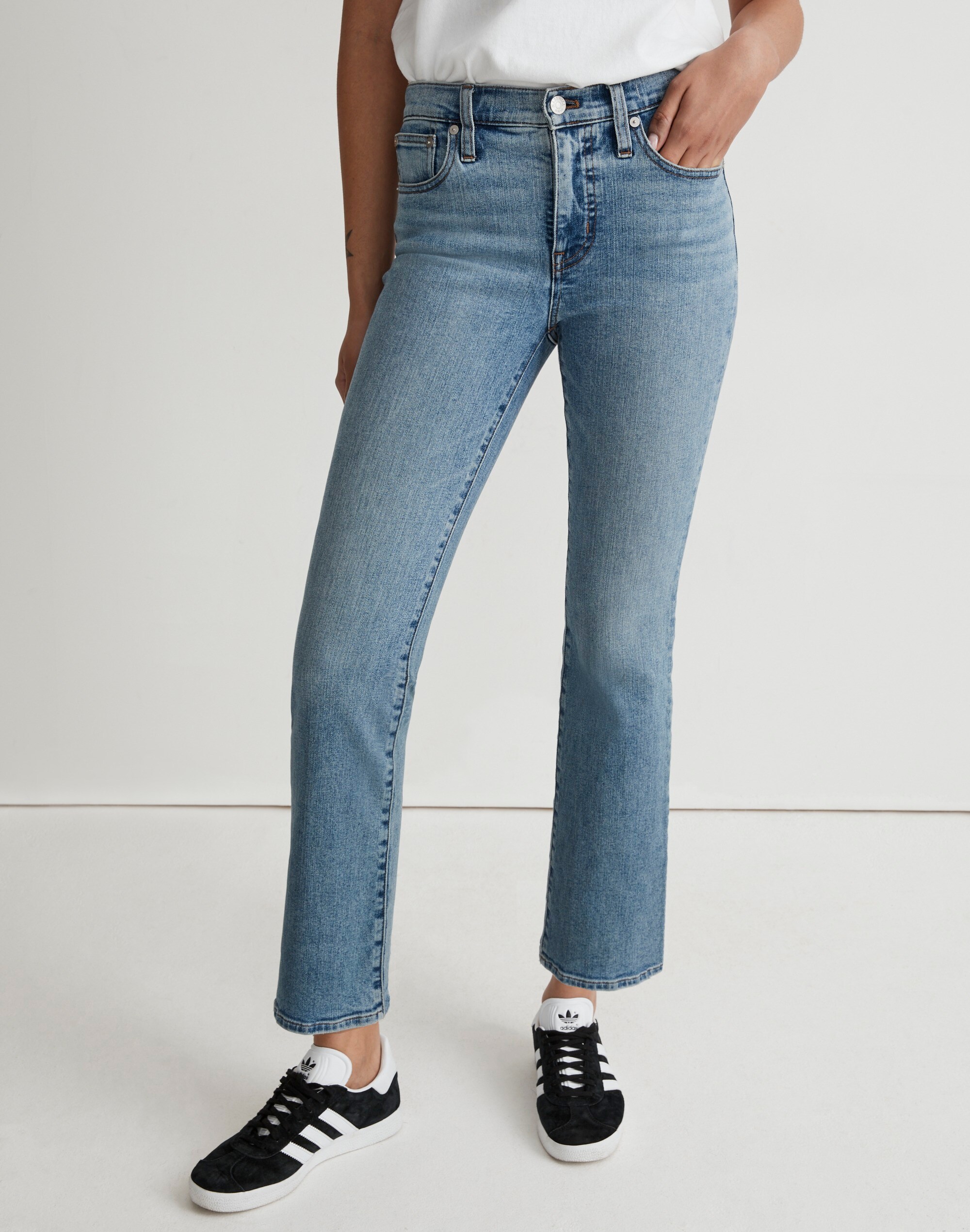 Kick Out Crop Jeans