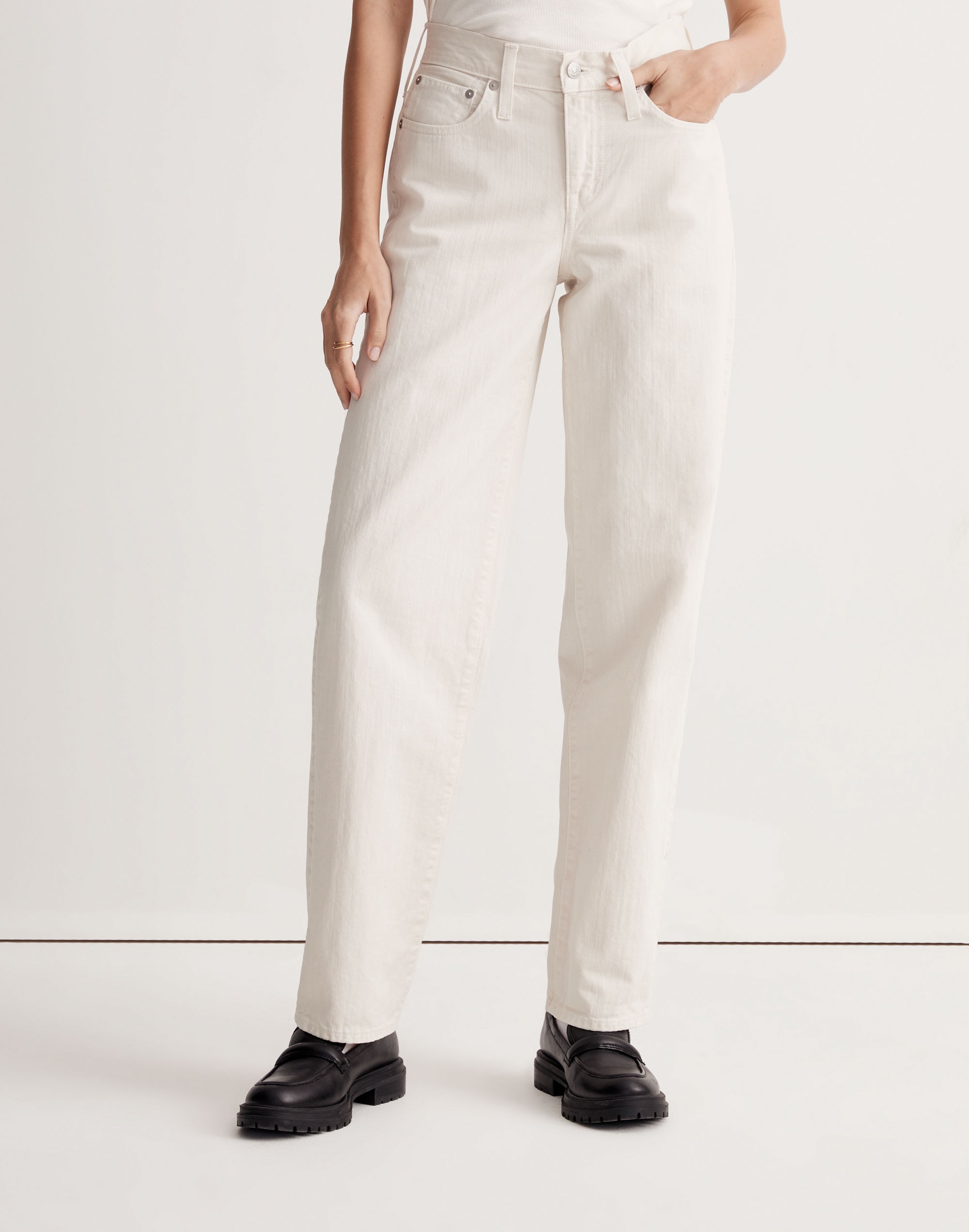 Madewell x Donni Low-Rise Loose Jeans Antique Cream