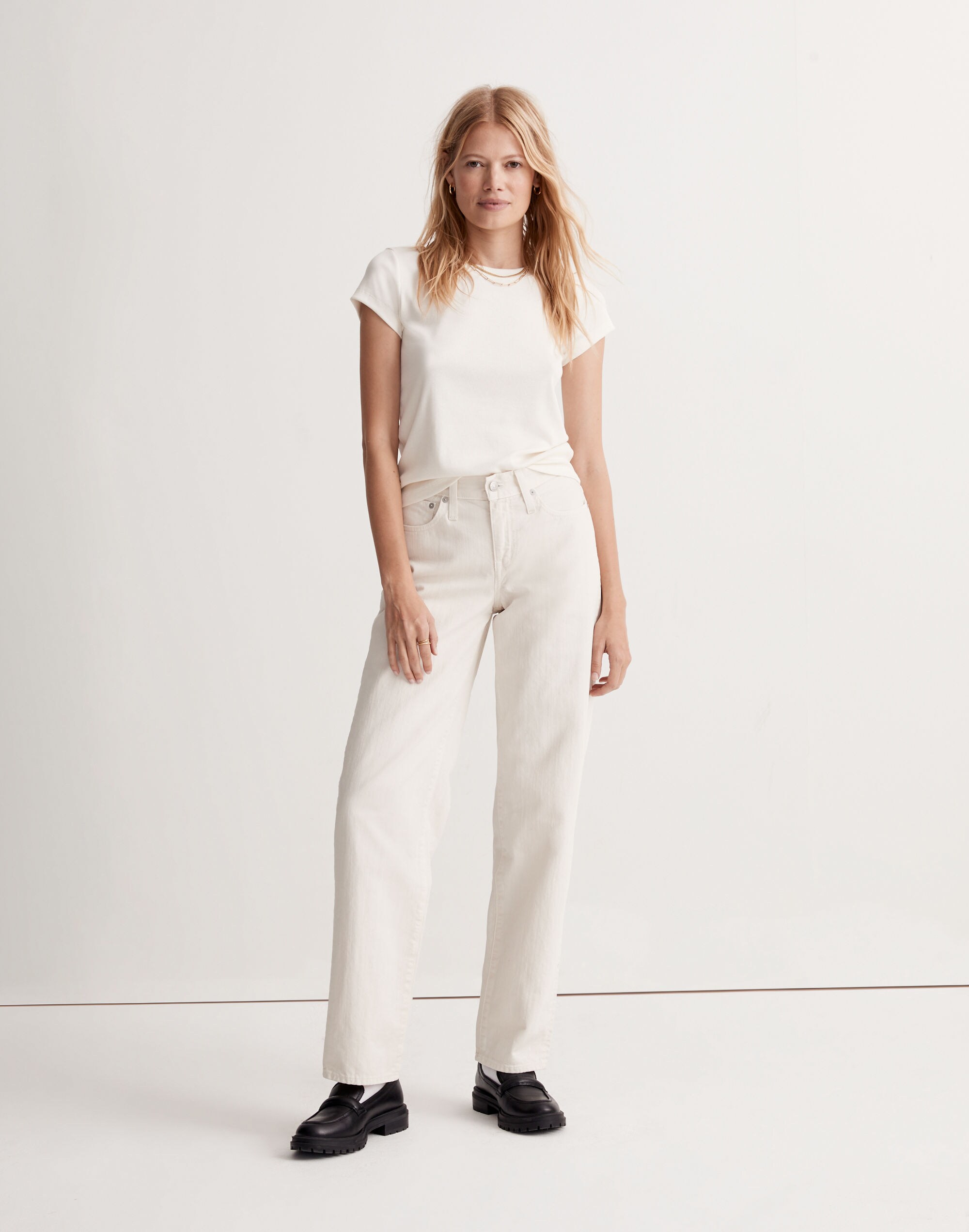 Madewell x Donni Low-Rise Loose Jeans in Antique Cream