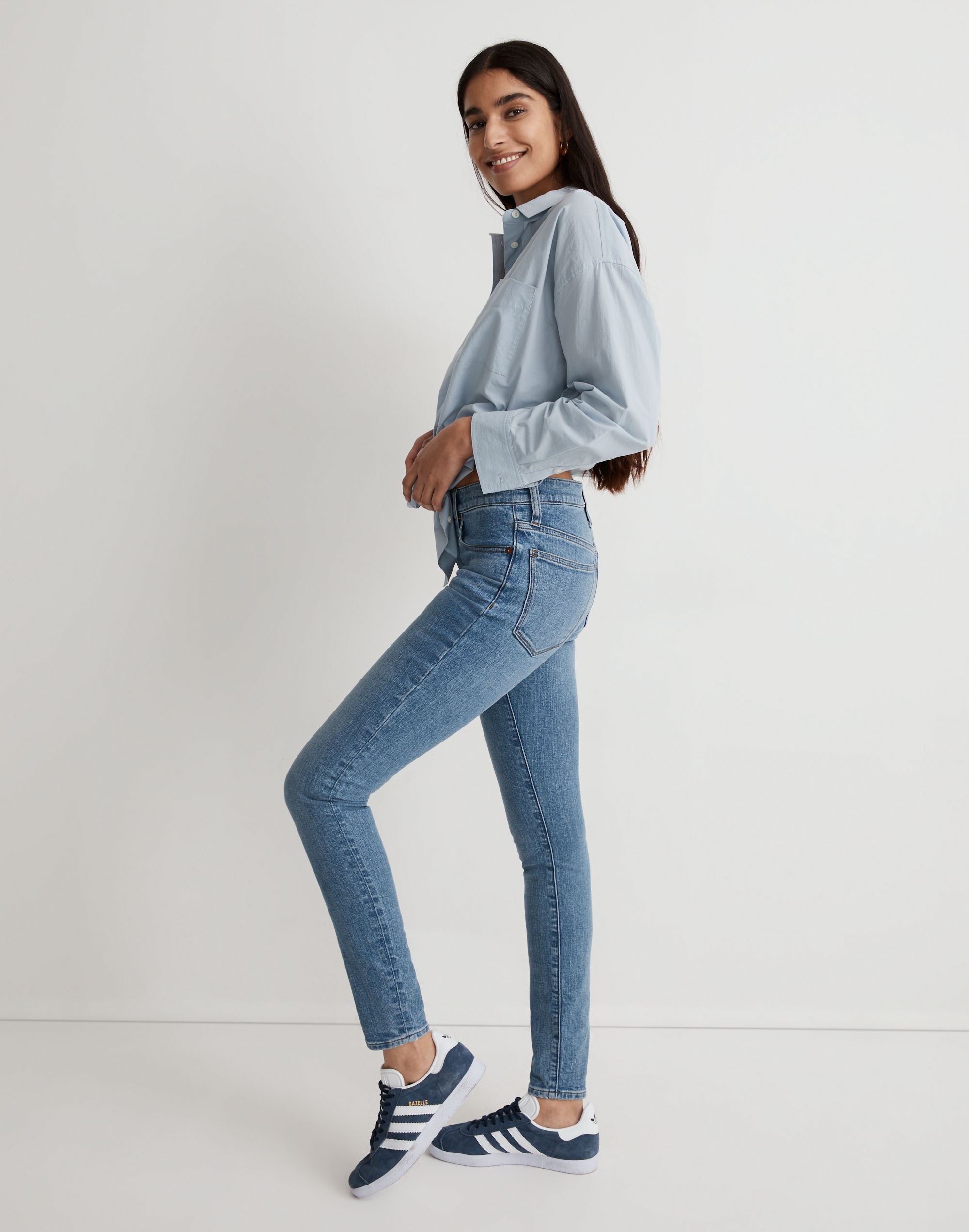 9" Mid-Rise Skinny Jeans in Cloverdale Wash