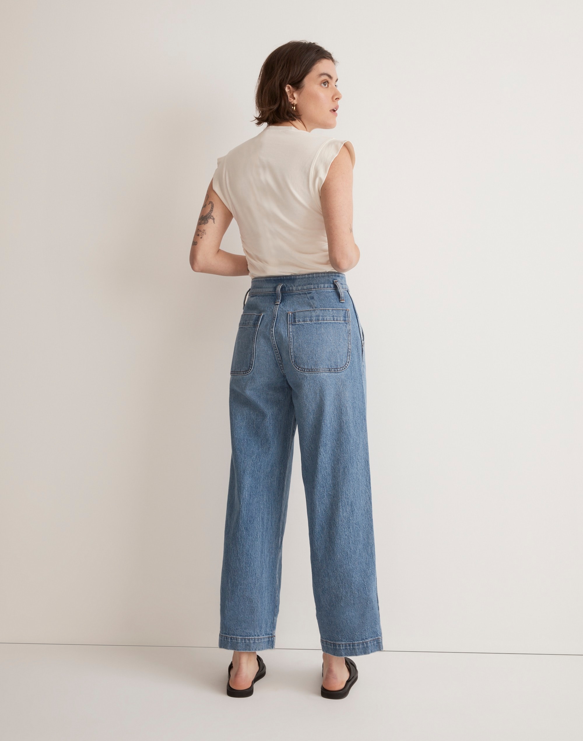 The Perfect Vintage Wide-Leg Crop Jean in Birchford Wash: Pleated Edition