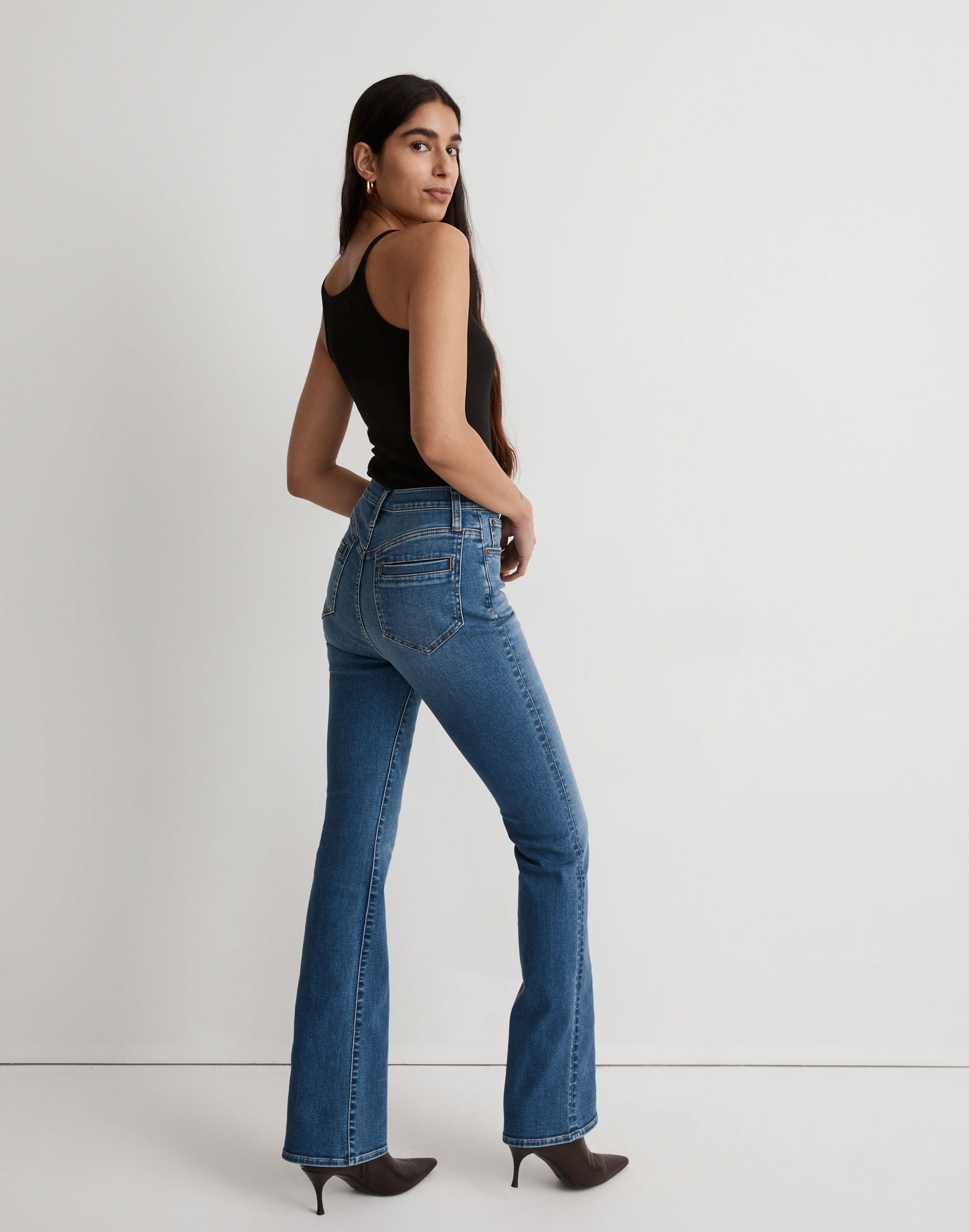 Skinny Flare Jeans in Elevere Wash