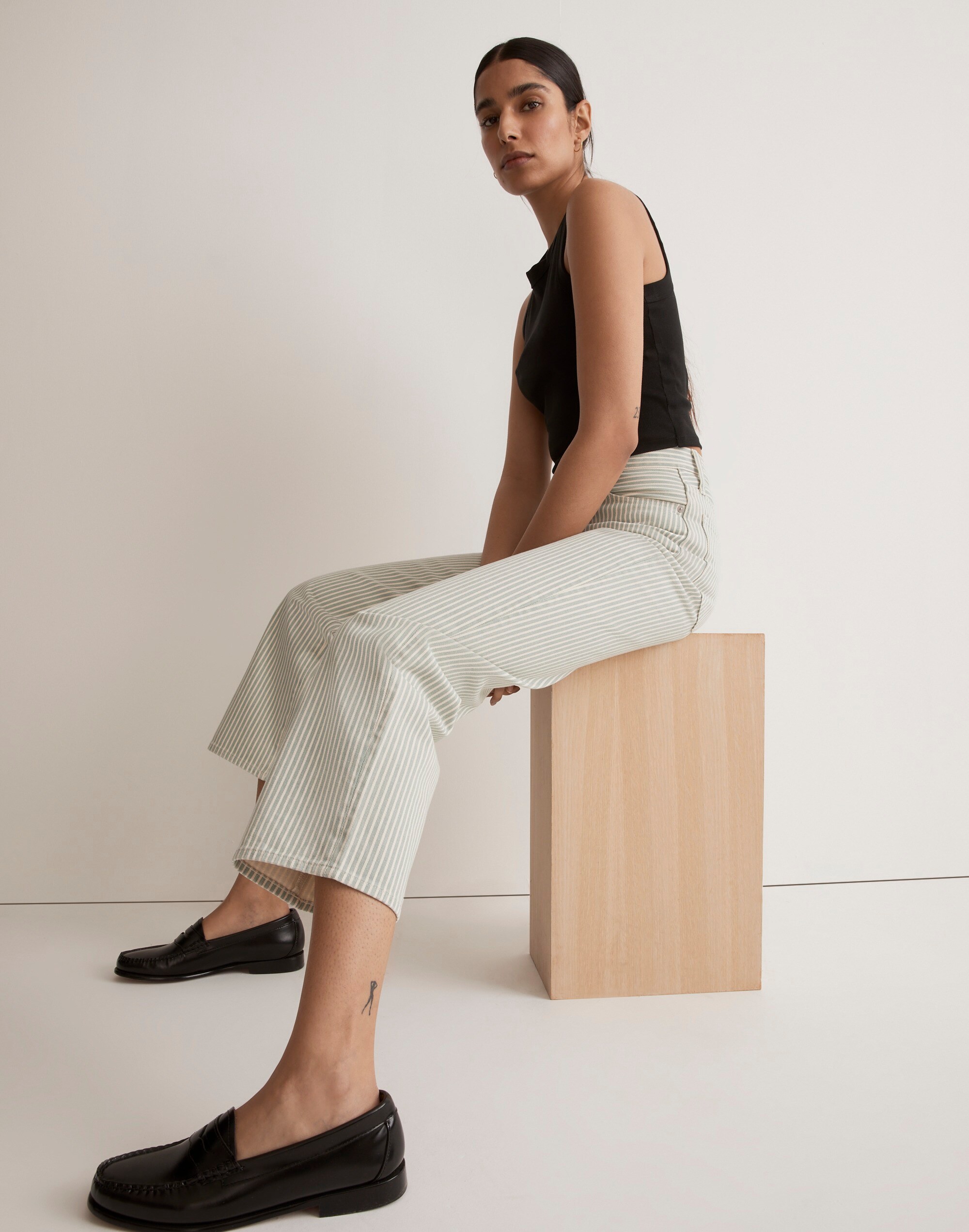 The Perfect Vintage Wide-Leg Crop Jean in Pale Celadon Stripe